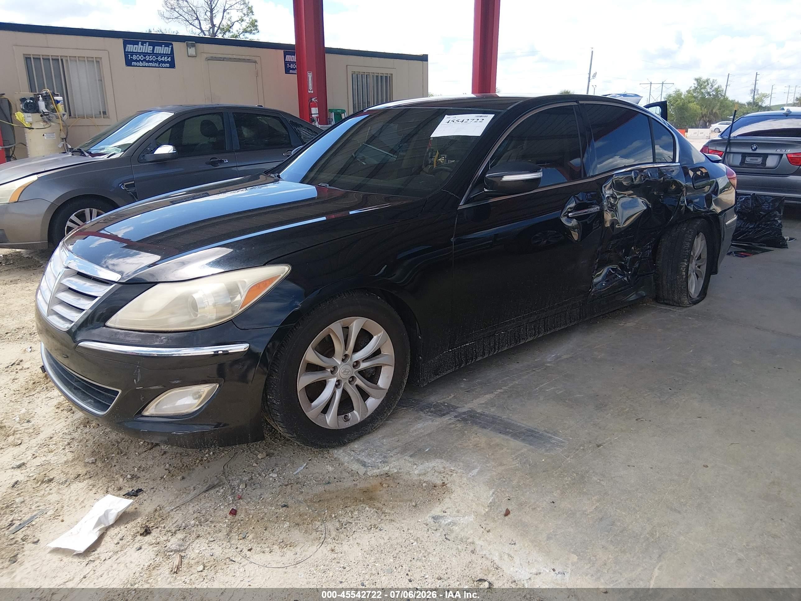 2013 Hyundai Genesis 3.8 Черный vin: KMHGC4DD5DU241914