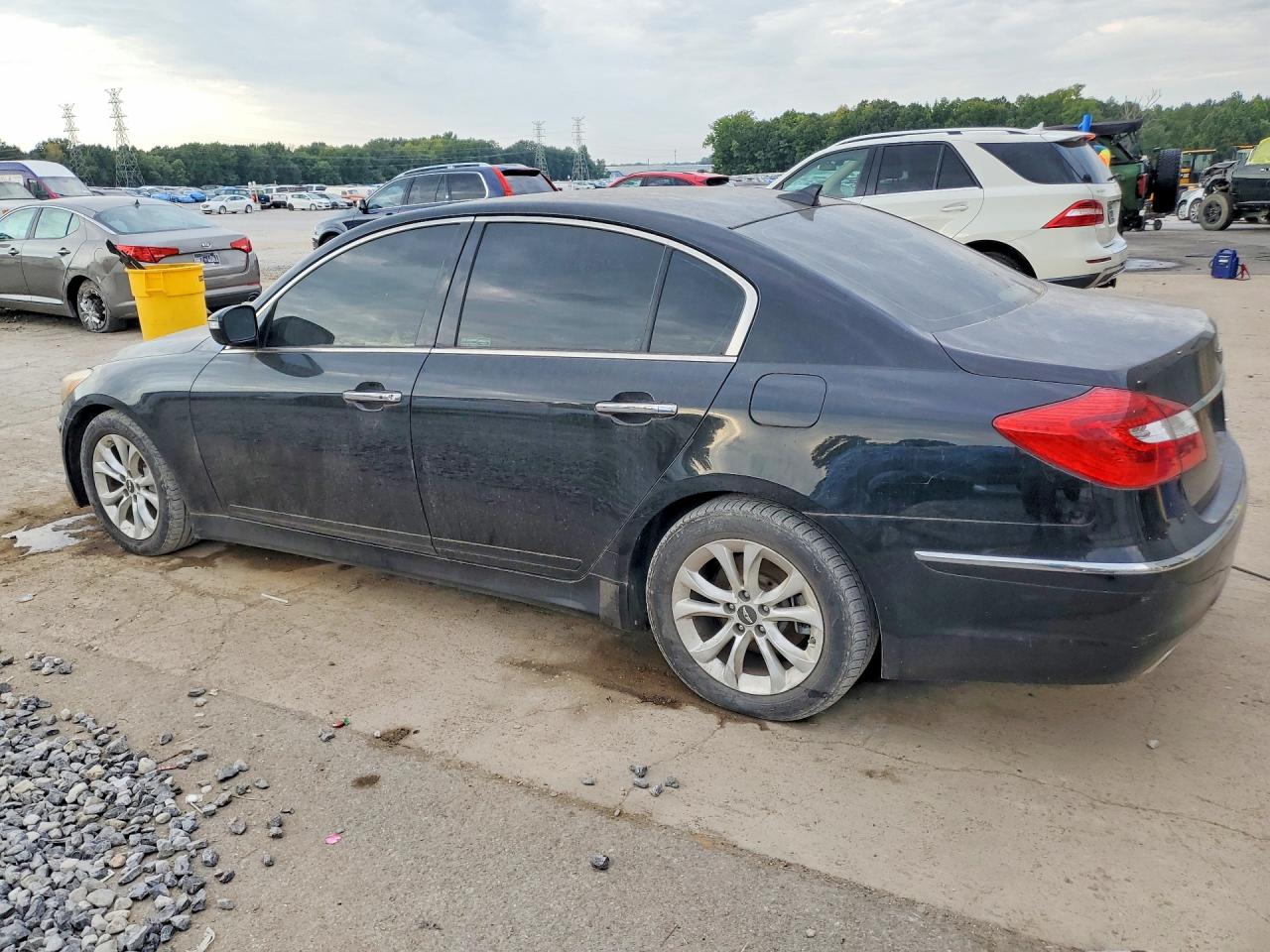 2013 Hyundai Genesis 3.8l Black vin: KMHGC4DD5DU247485