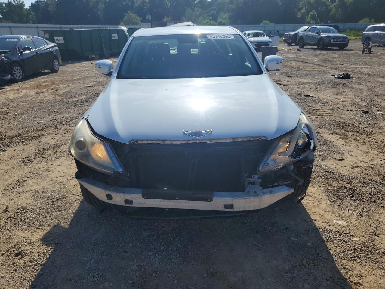 2014 Hyundai Genesis 3.8l White vin: KMHGC4DD5EU264367
