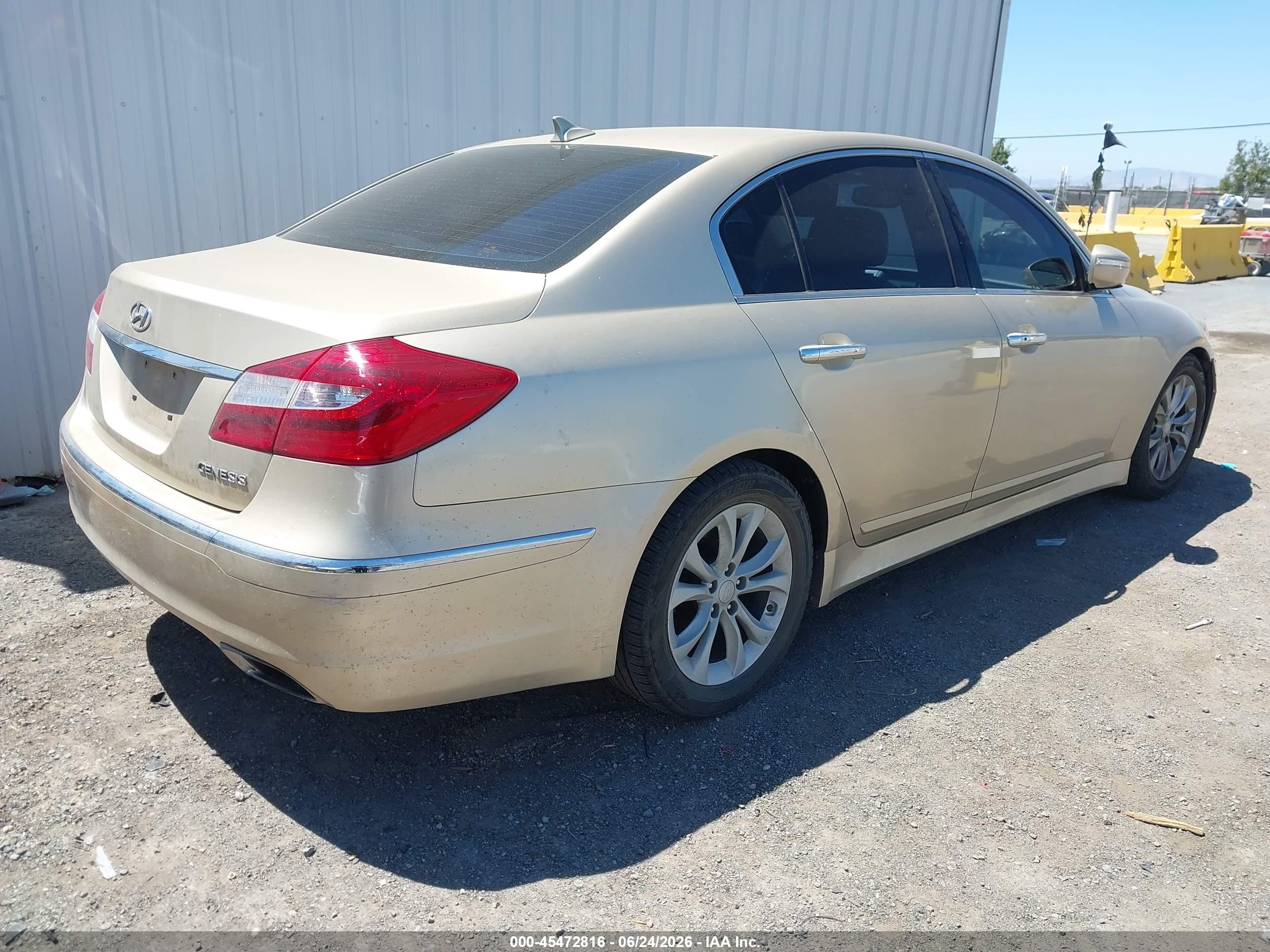 2012 Hyundai Genesis 3.8 Gold vin: KMHGC4DD6CU152691