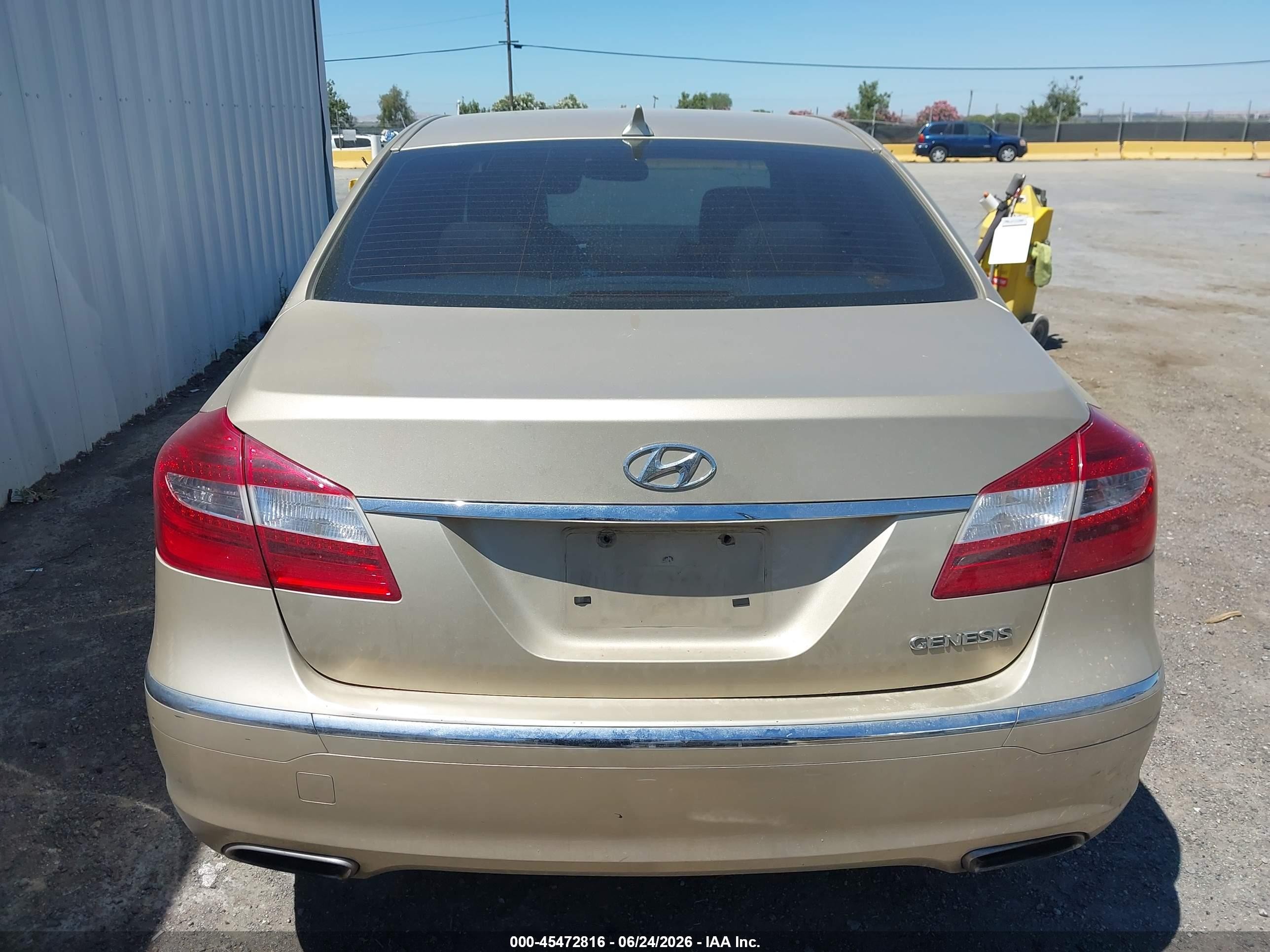 2012 Hyundai Genesis 3.8 Gold vin: KMHGC4DD6CU152691