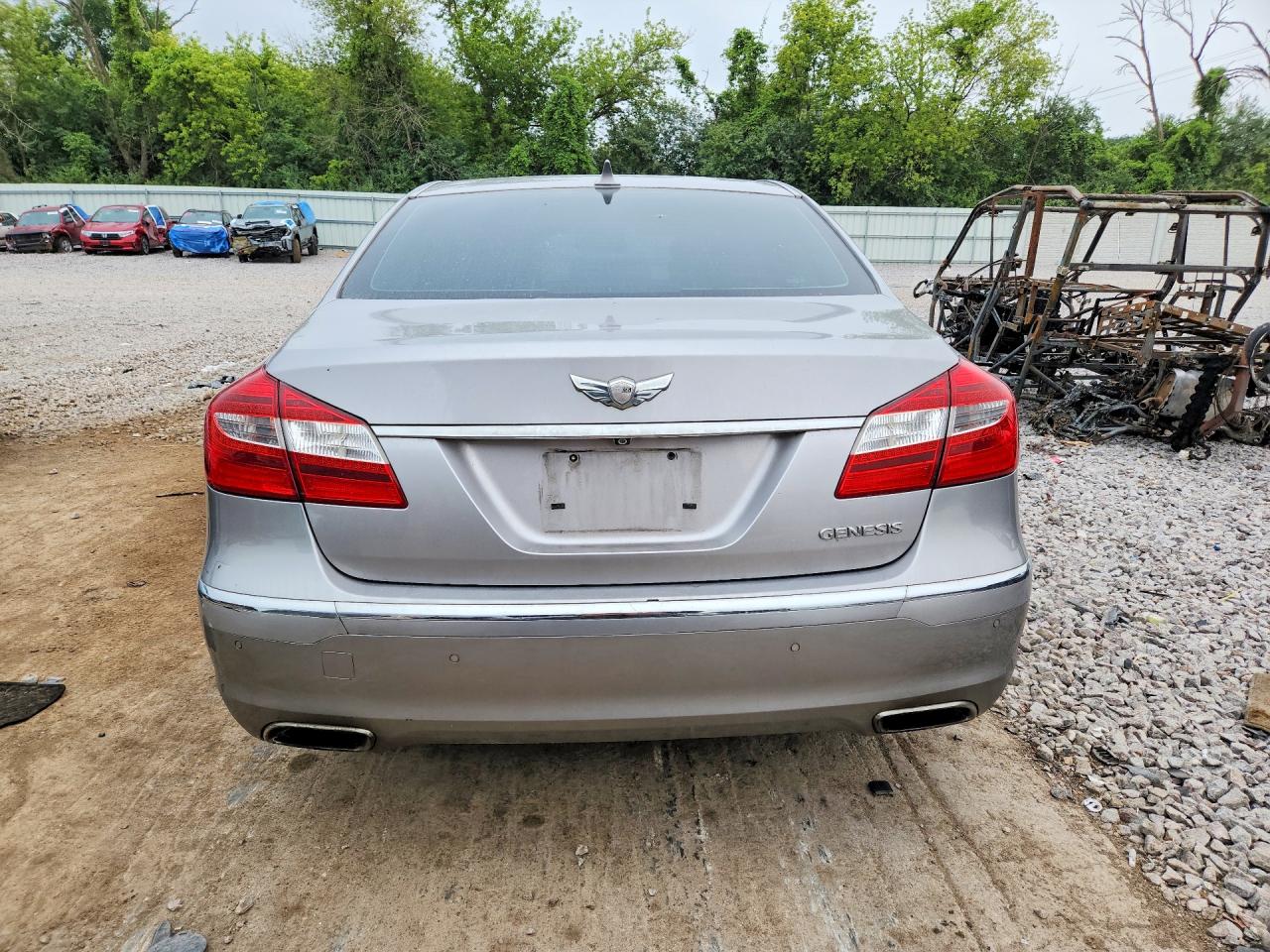 2012 Hyundai Genesis 3.8l Silver vin: KMHGC4DD6CU188672