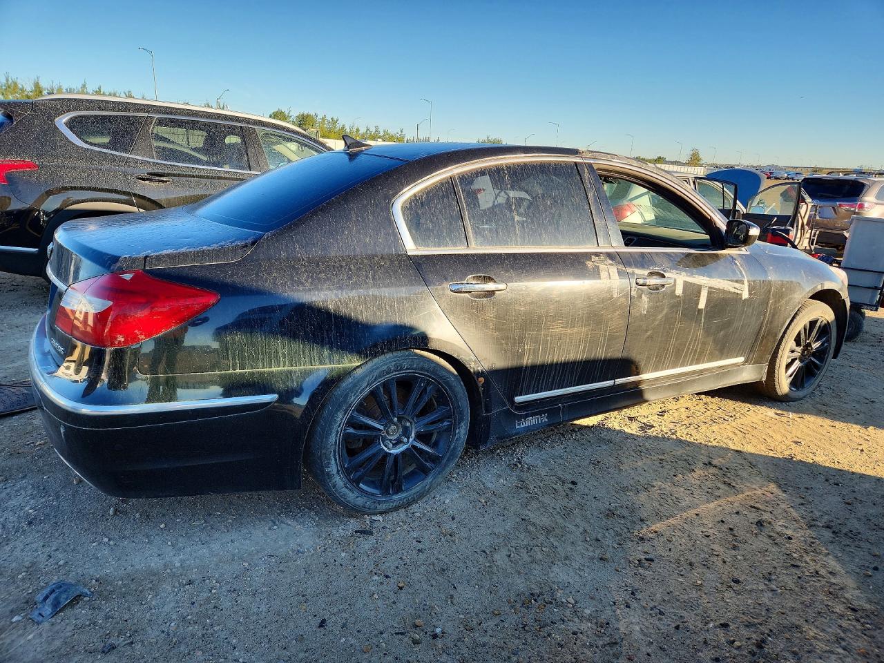 2012 Hyundai Genesis 3.8l Black vin: KMHGC4DD6CU195542