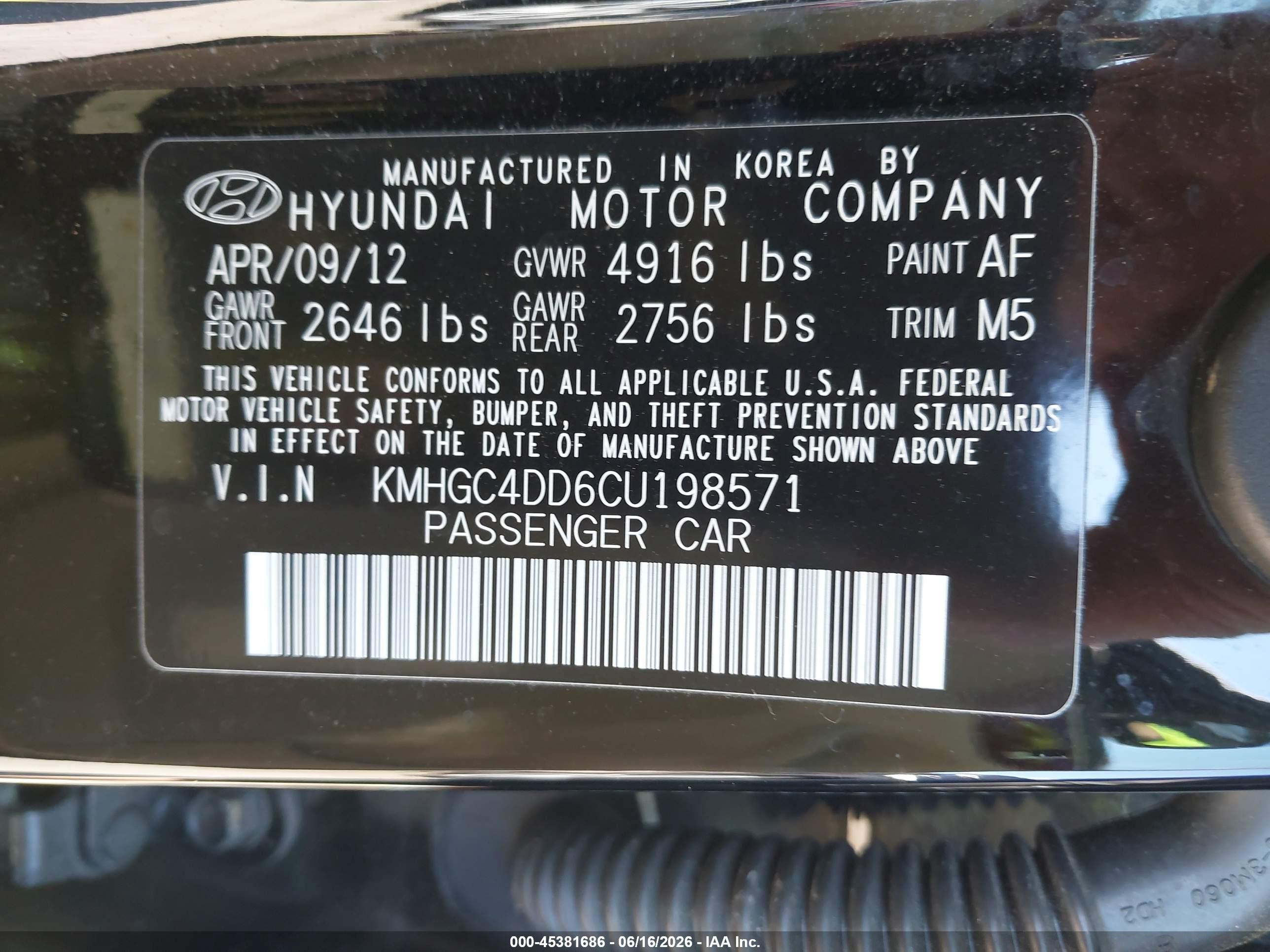 2012 Hyundai Genesis 3.8 Black vin: KMHGC4DD6CU198571