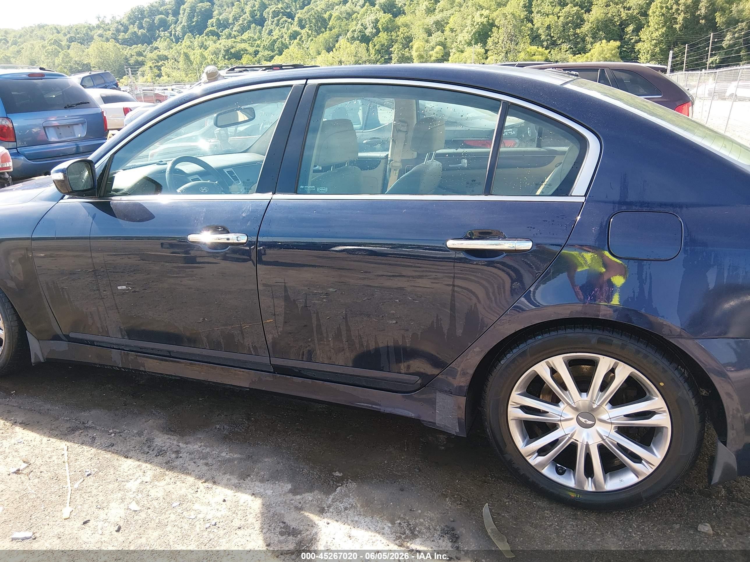 2012 Hyundai Genesis 3.8 Blue vin: KMHGC4DD6CU206782
