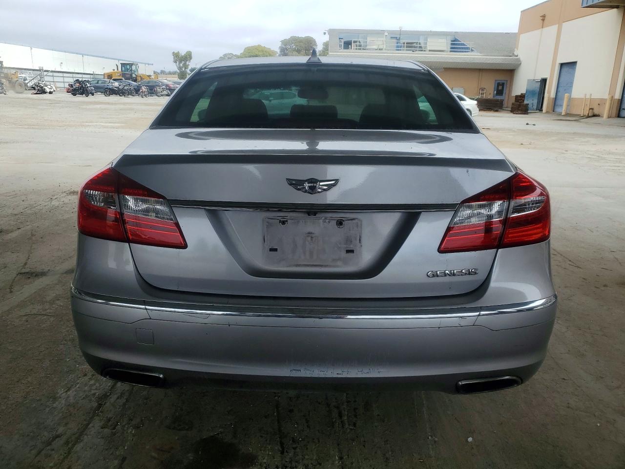2012 Hyundai Genesis 3.8l Silver vin: KMHGC4DD6CU207561