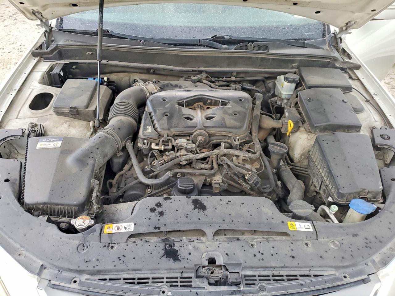 2012 Hyundai Genesis 3.8l Белый vin: KMHGC4DD6CU210962