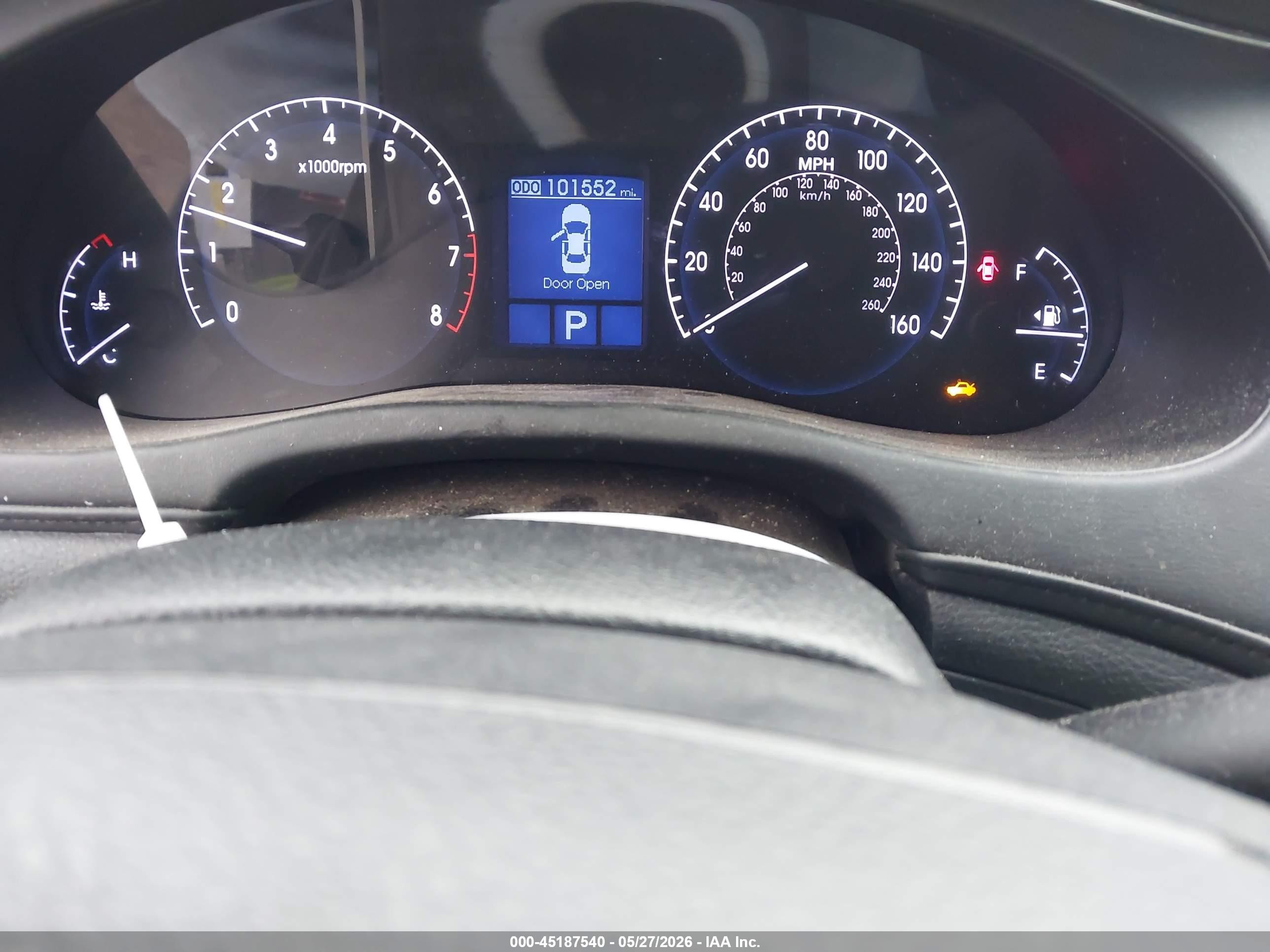 2013 Hyundai Genesis 3.8 Серебряный vin: KMHGC4DD6DU228332
