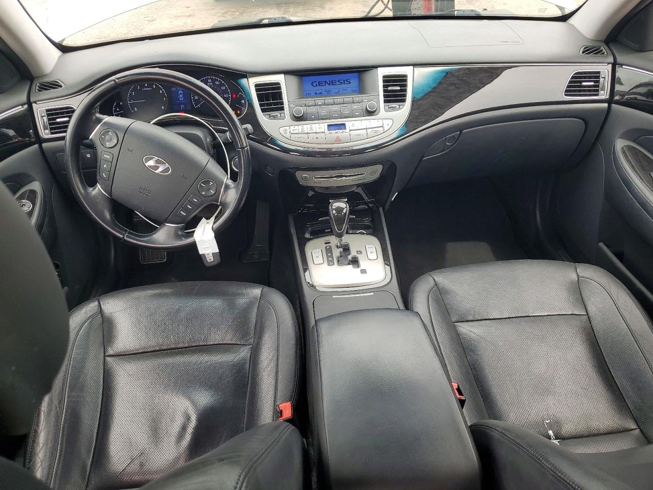 2013 Hyundai Genesis 3.8l Silver vin: KMHGC4DD6DU246281