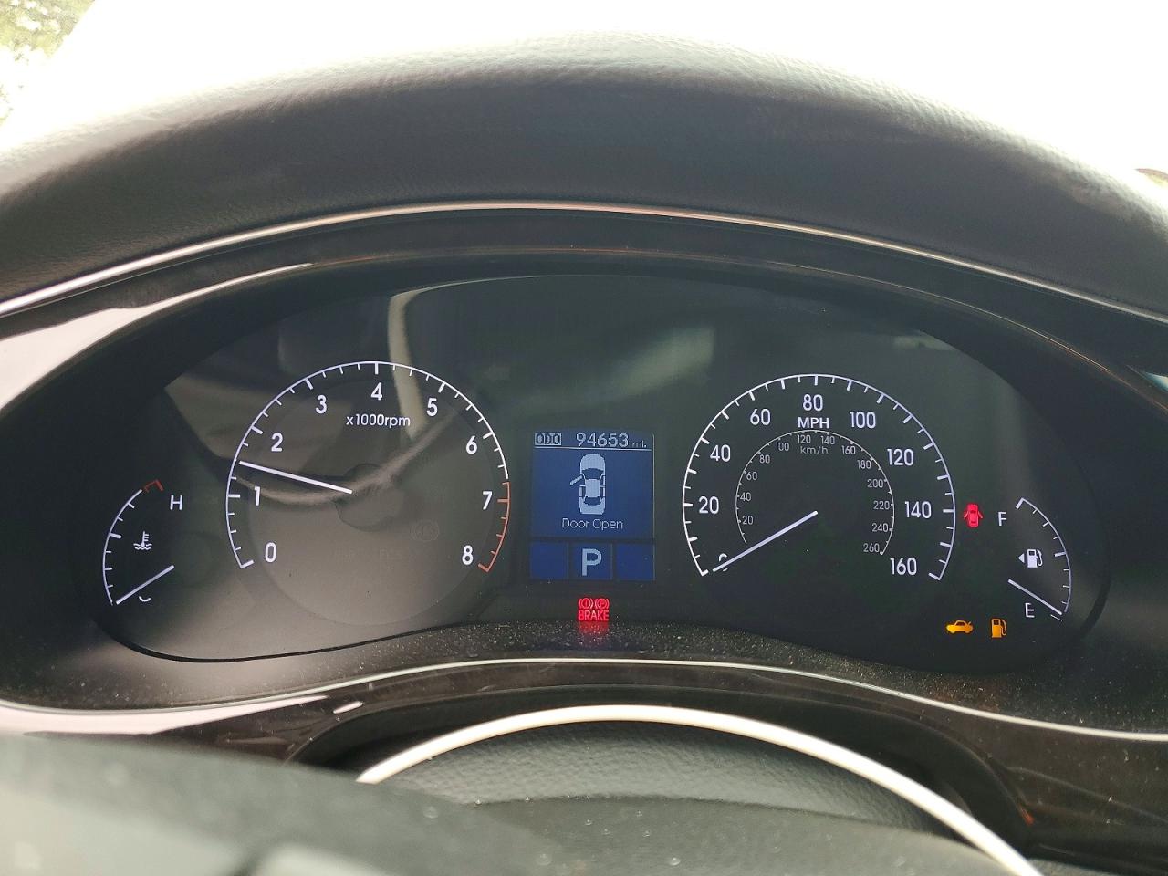 2013 Hyundai Genesis 3.8l Silver vin: KMHGC4DD6DU246281