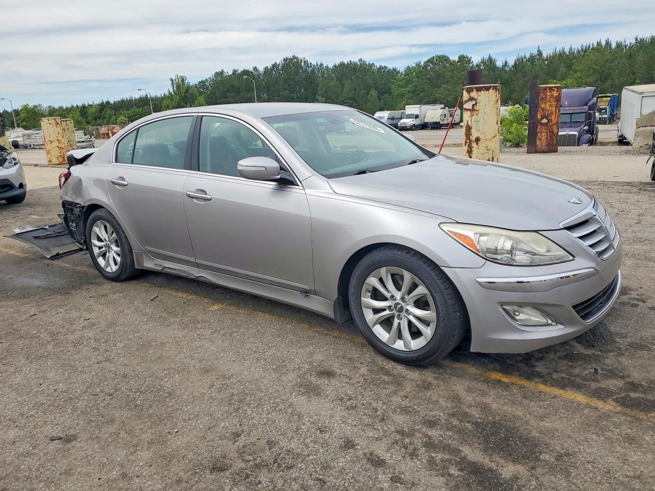 2013 Hyundai Genesis 3.8l Silver vin: KMHGC4DD6DU246281