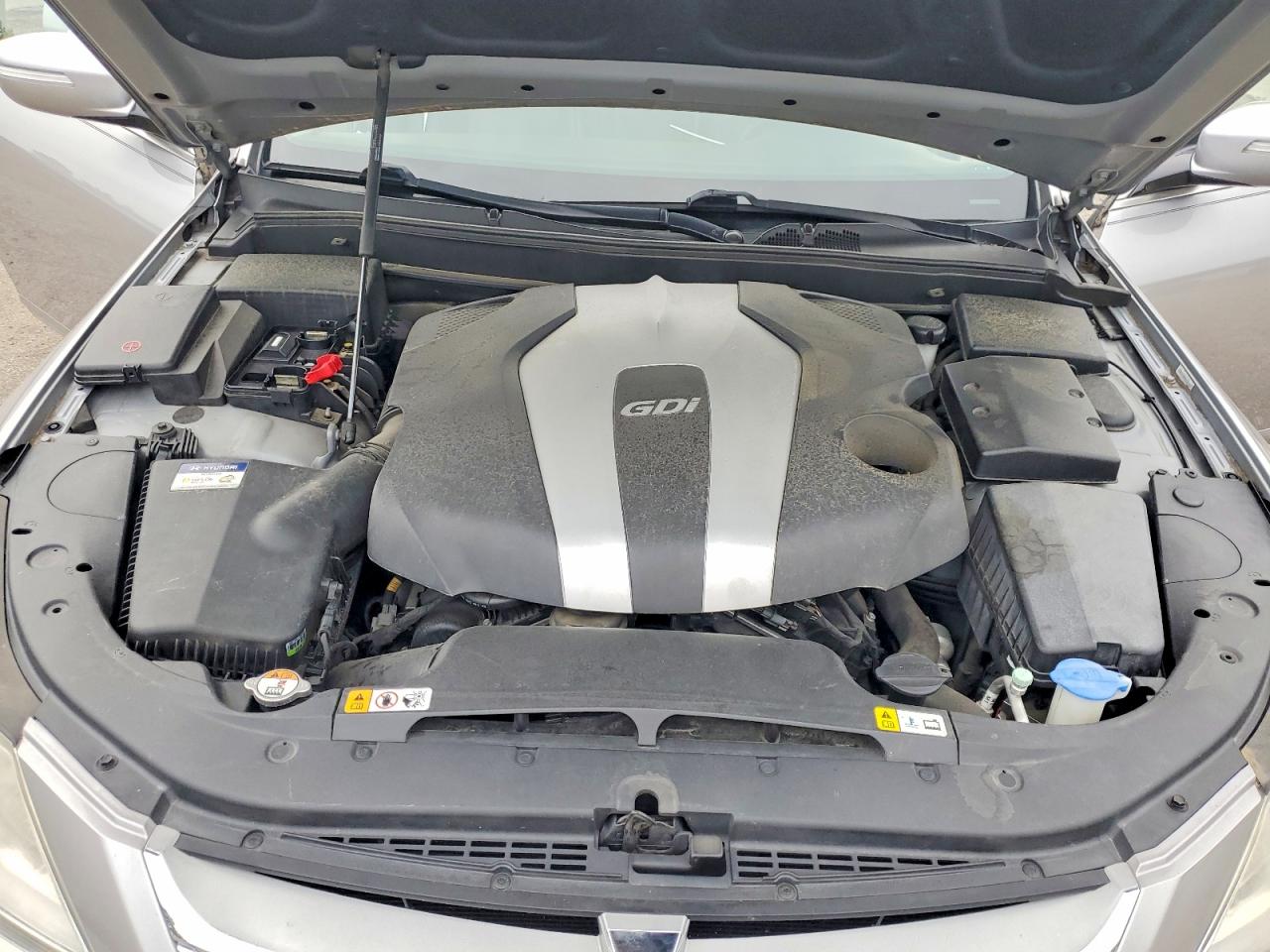 2013 Hyundai Genesis 3.8l Silver vin: KMHGC4DD6DU246281