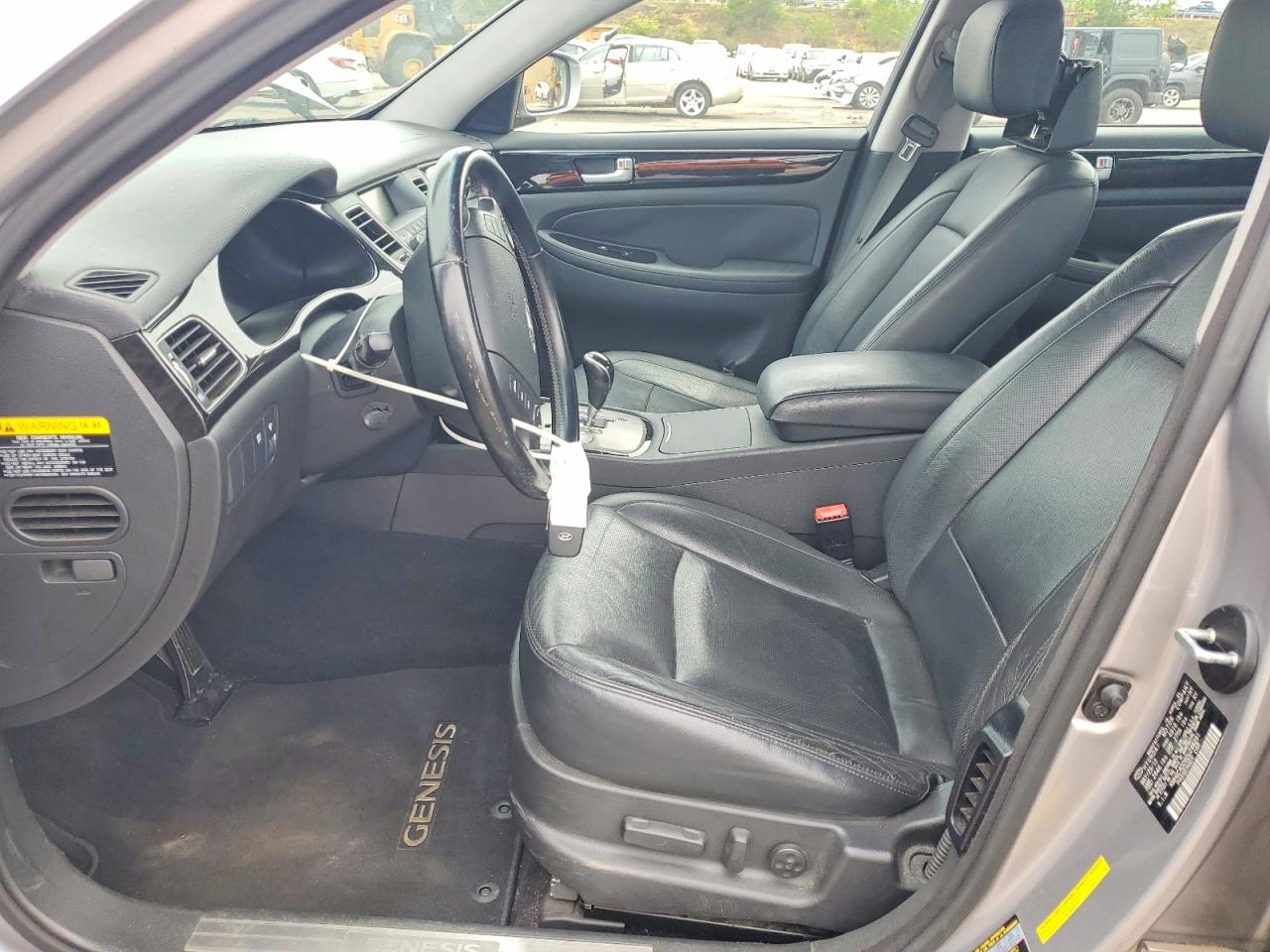 2013 Hyundai Genesis 3.8l Silver vin: KMHGC4DD6DU246281
