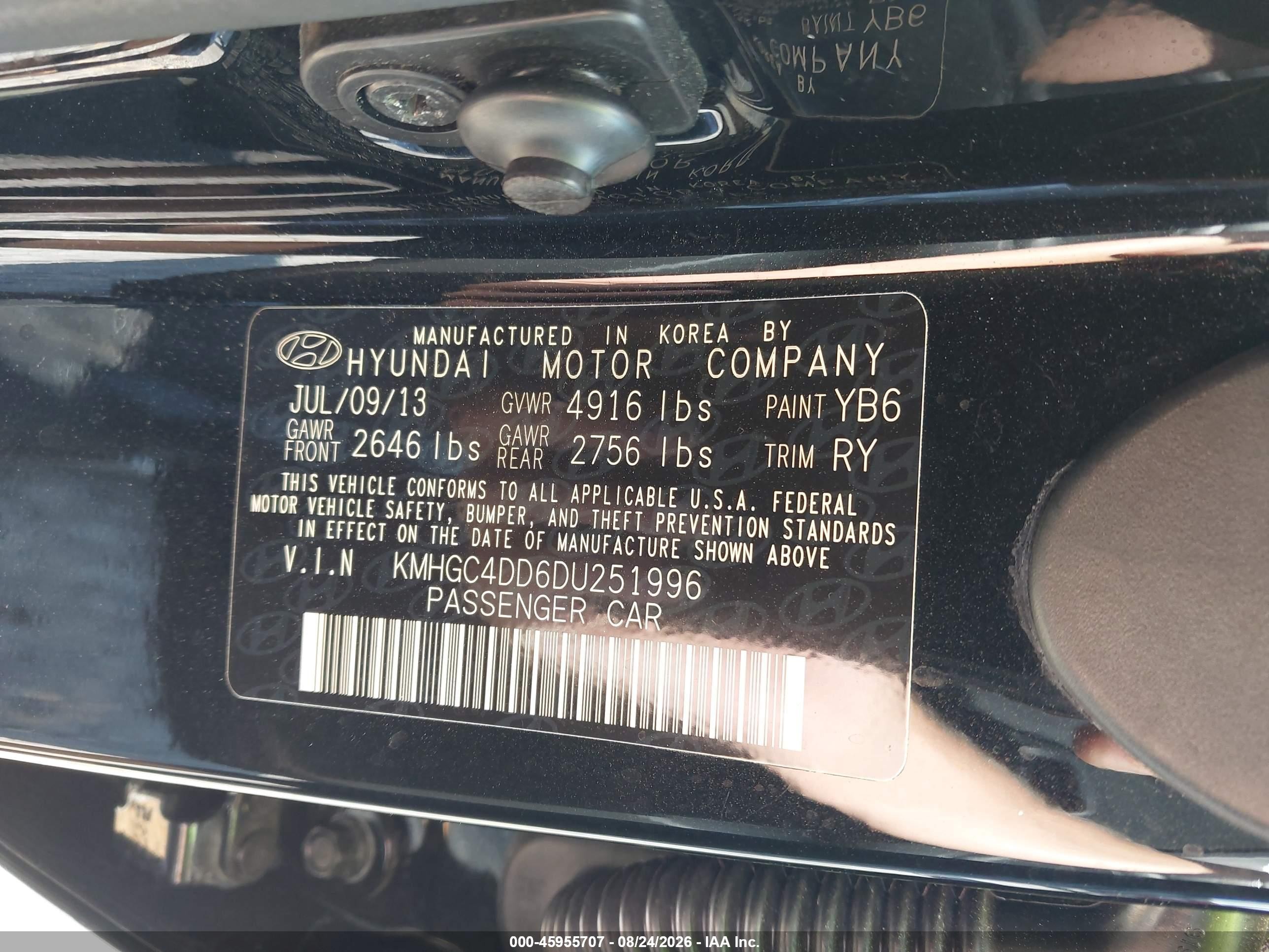 2013 Hyundai Genesis 3.8 Black vin: KMHGC4DD6DU251996