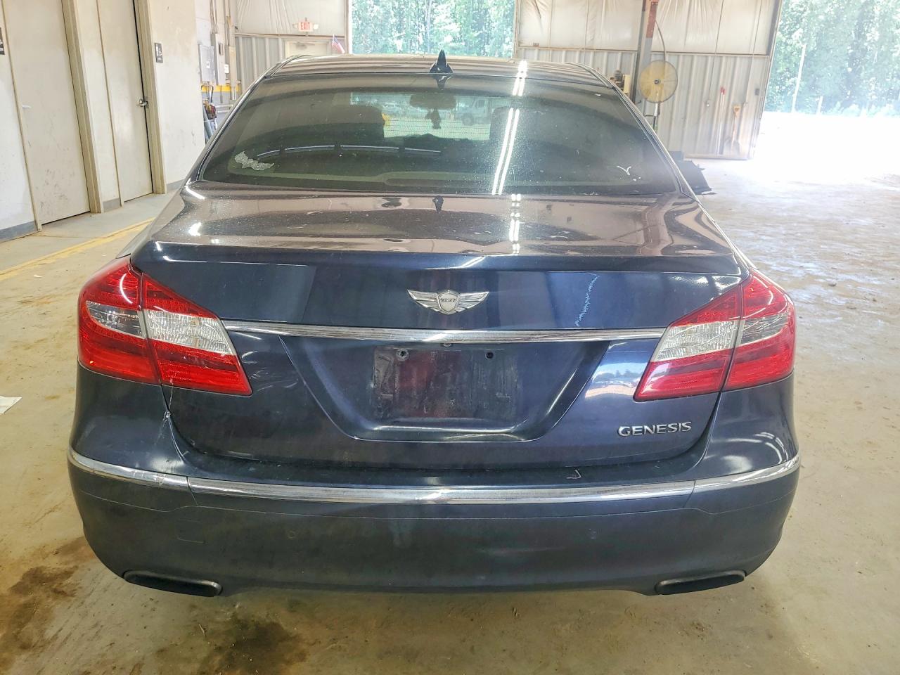 2012 Hyundai Genesis 3.8l Blue vin: KMHGC4DD7CU185859