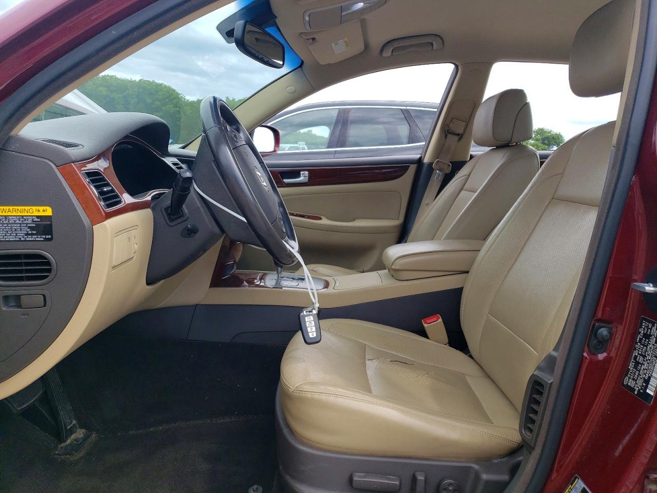 2012 Hyundai Genesis 3.8l Burgundy vin: KMHGC4DD7CU193153