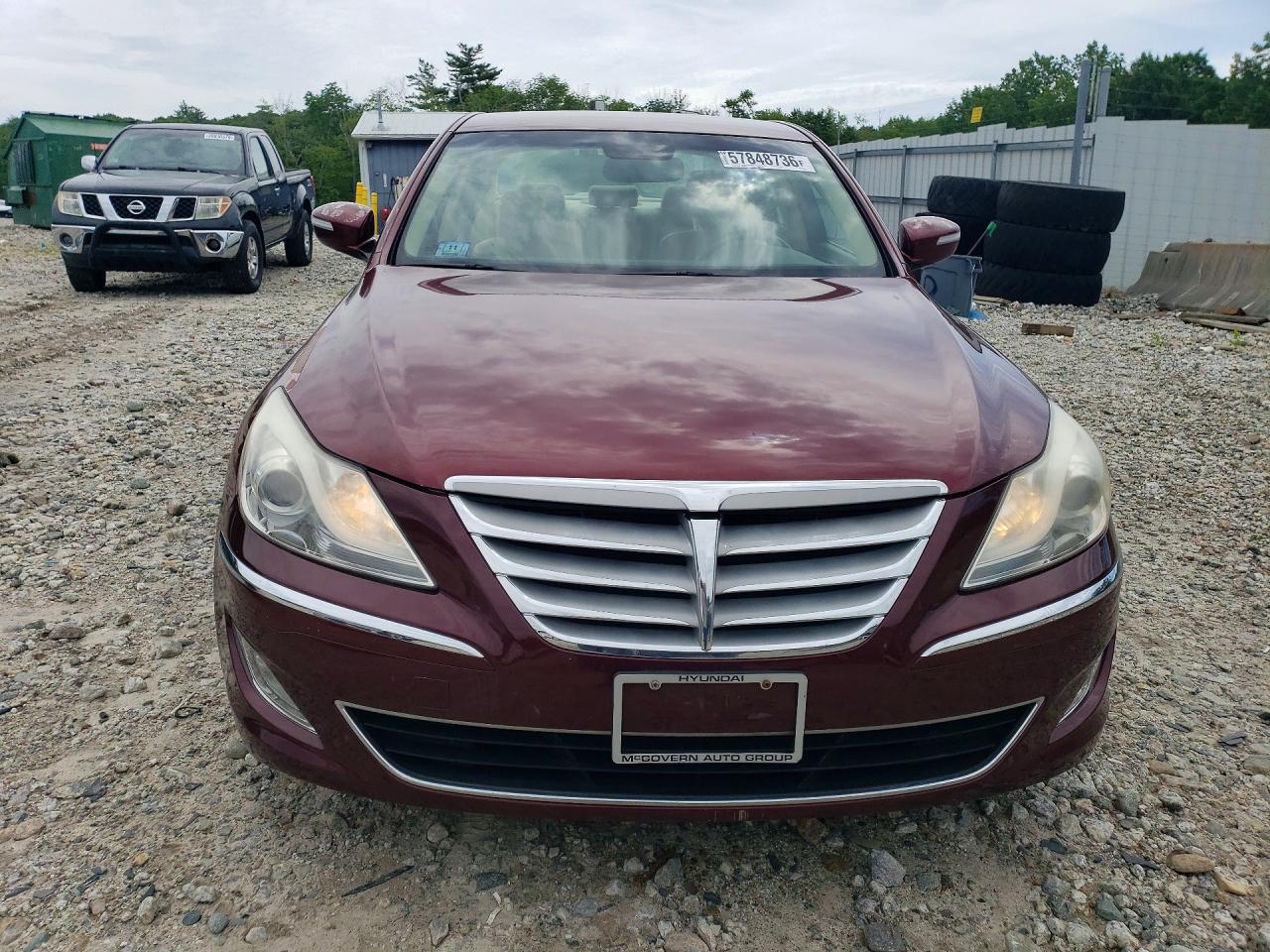 2012 Hyundai Genesis 3.8l Burgundy vin: KMHGC4DD7CU193153