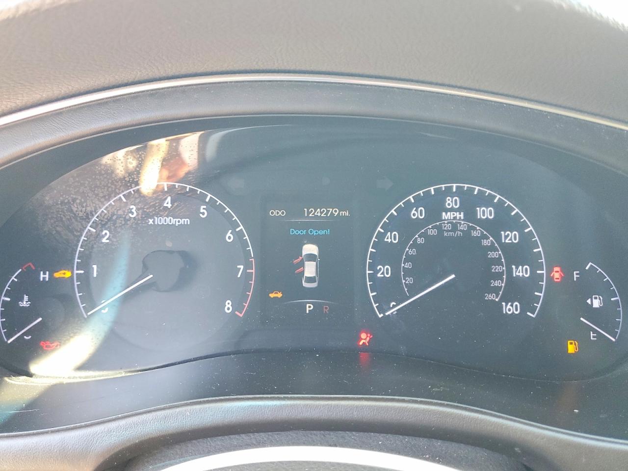 2012 Hyundai Genesis 3.8l Серебряный vin: KMHGC4DD7CU199180
