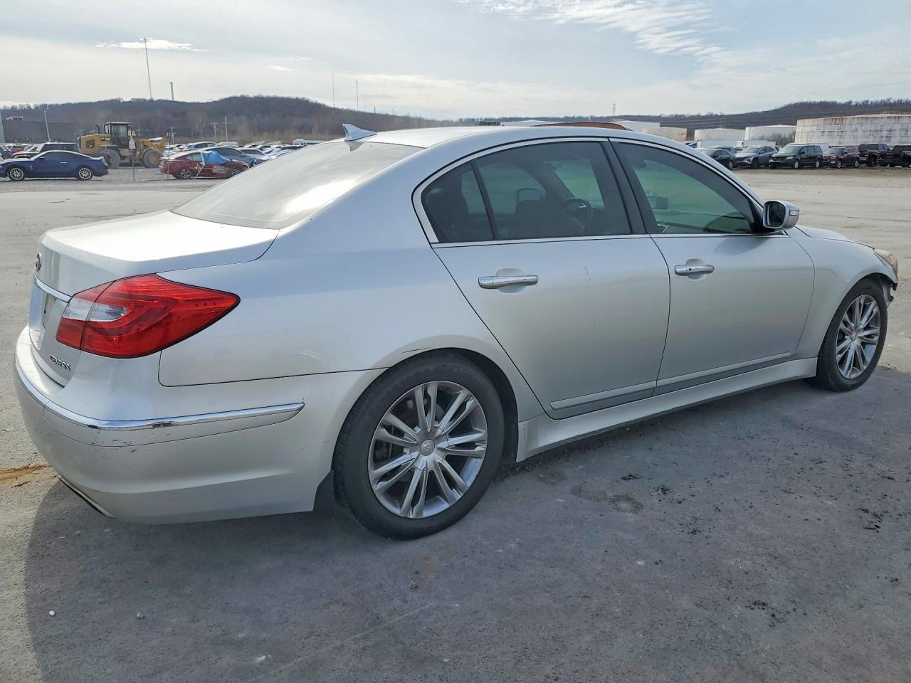 2013 Hyundai Genesis 3.8l Silver vin: KMHGC4DD7DU215377