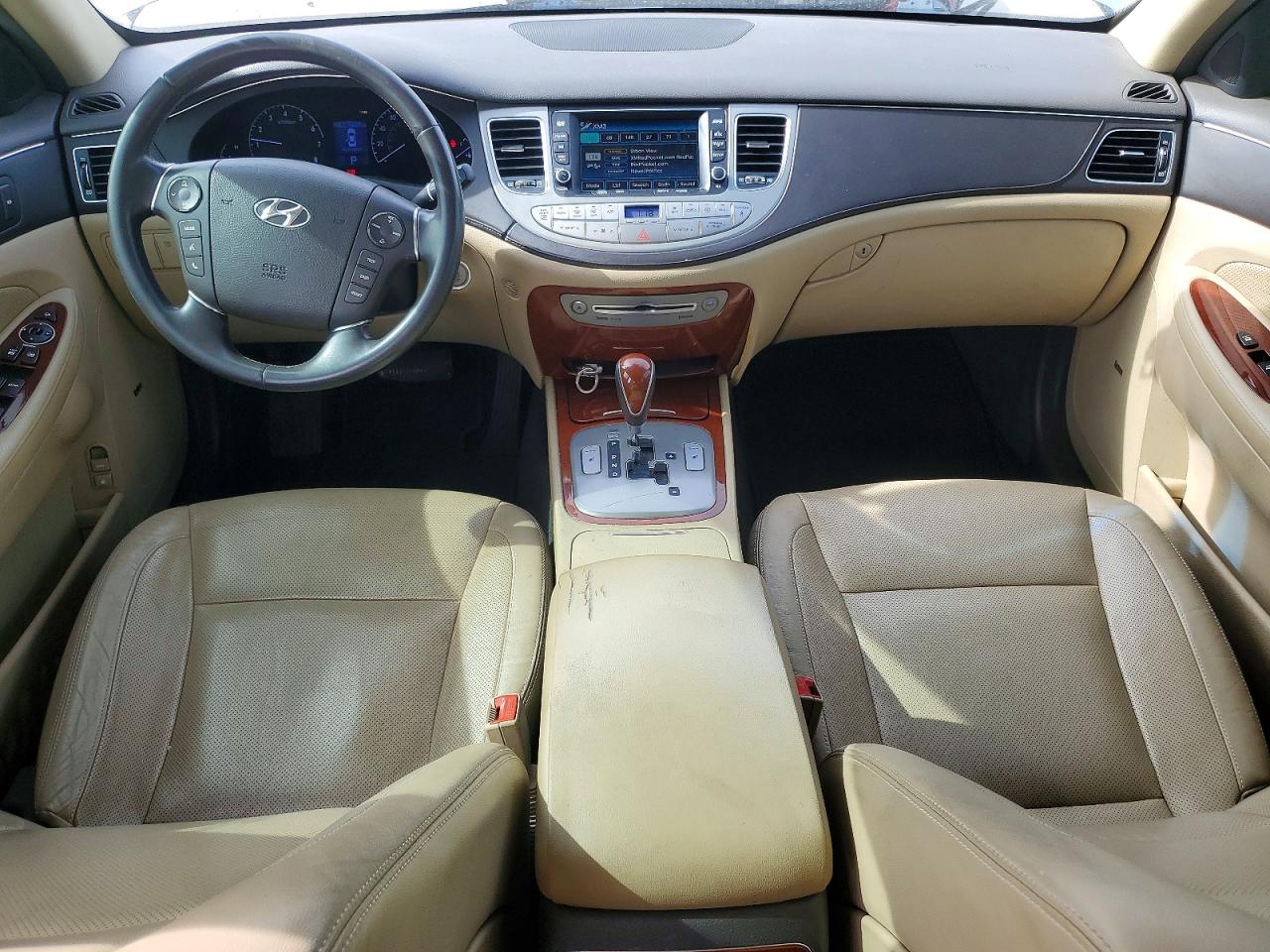 2013 Hyundai Genesis 3.8l Silver vin: KMHGC4DD7DU215377