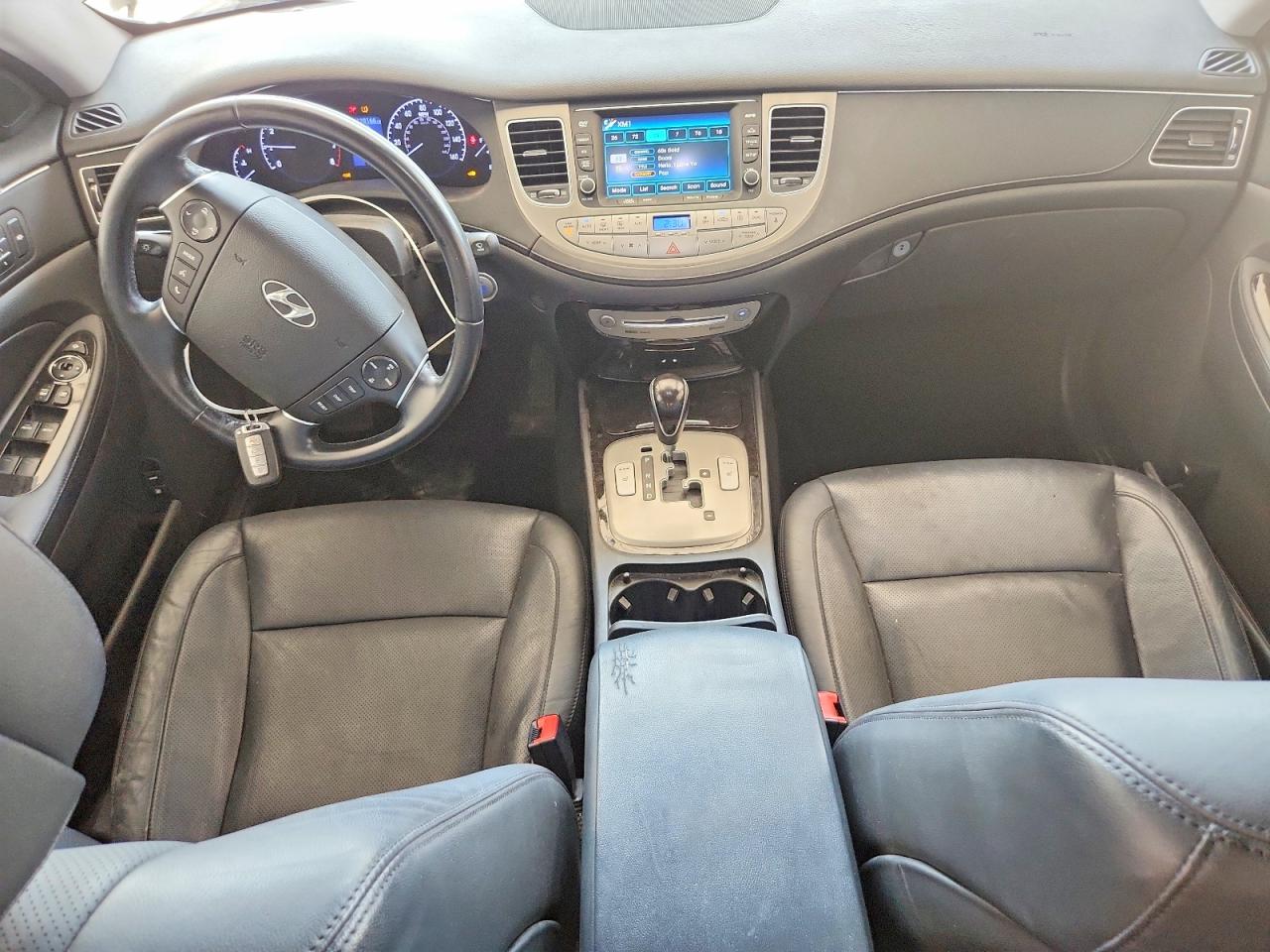 2013 Hyundai Genesis 3.8l Серый vin: KMHGC4DD7DU223883