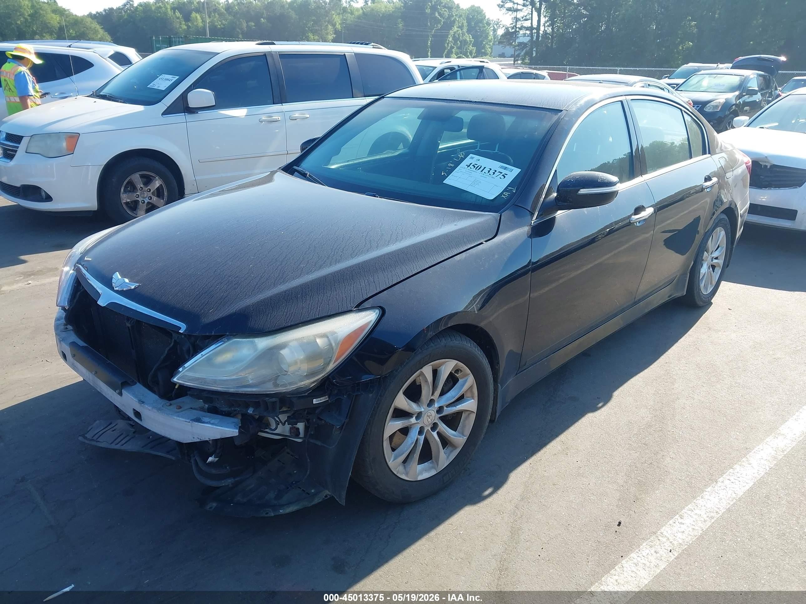 2013 Hyundai Genesis 3.8 Black vin: KMHGC4DD7DU228274