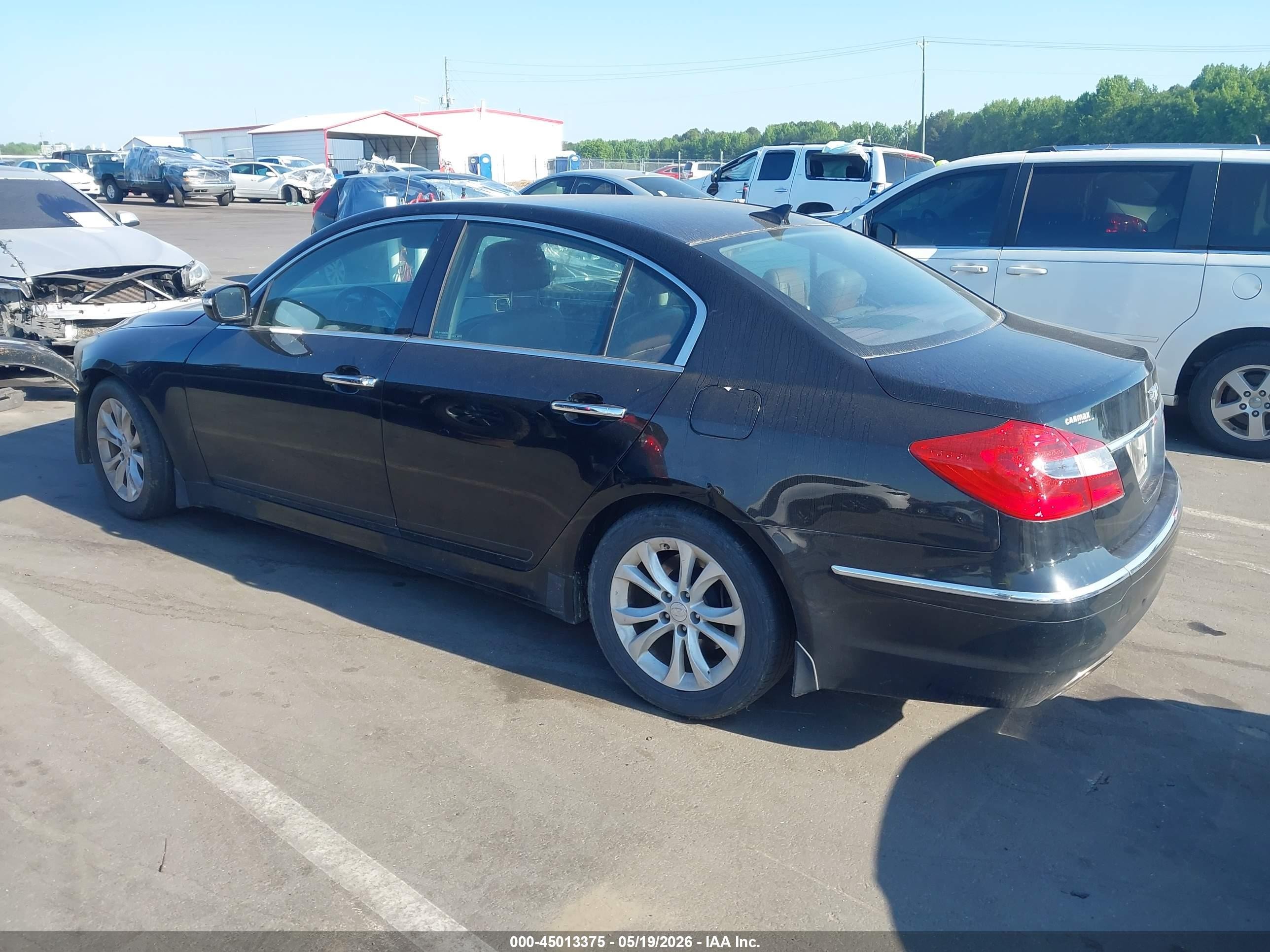 2013 Hyundai Genesis 3.8 Black vin: KMHGC4DD7DU228274