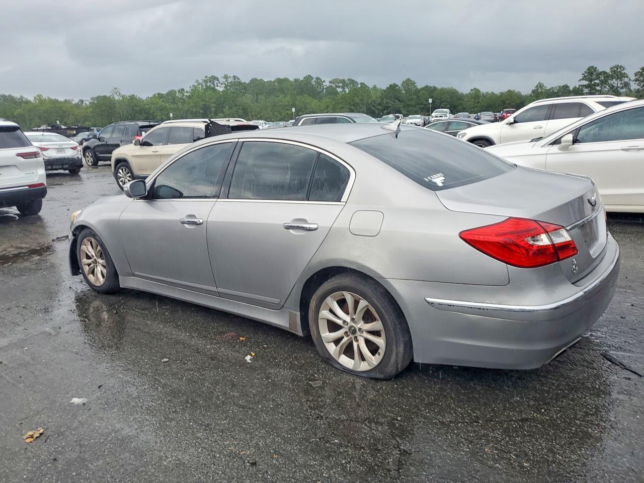 2013 Hyundai Genesis 3.8l Silver vin: KMHGC4DD7DU229926