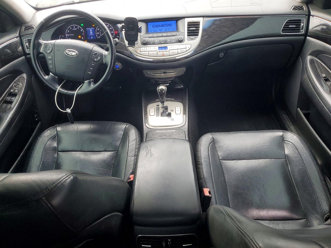 2013 Hyundai Genesis 3.8l Silver vin: KMHGC4DD7DU229926