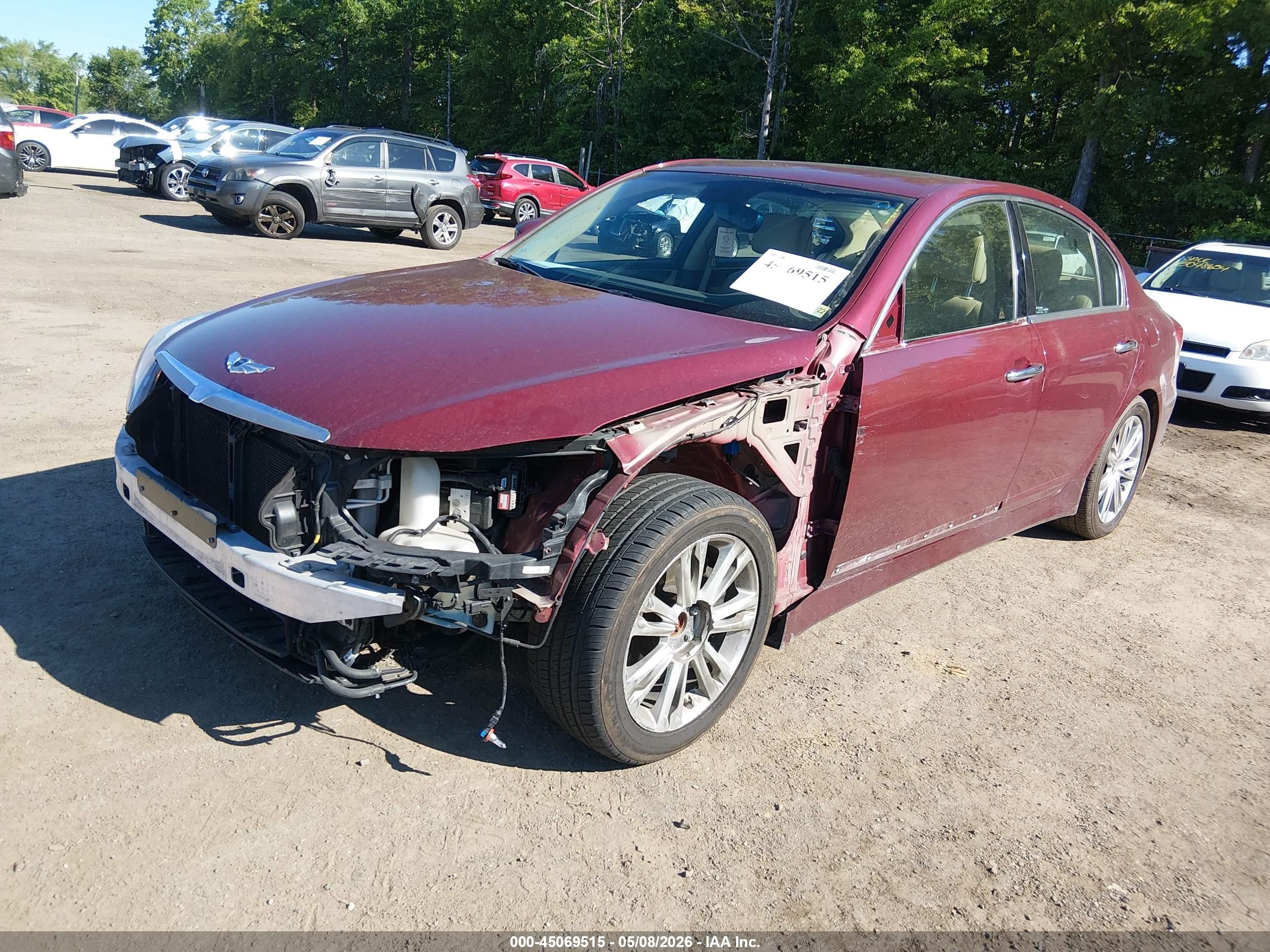 2013 Hyundai Genesis 3.8 Burgundy vin: KMHGC4DD7DU239422