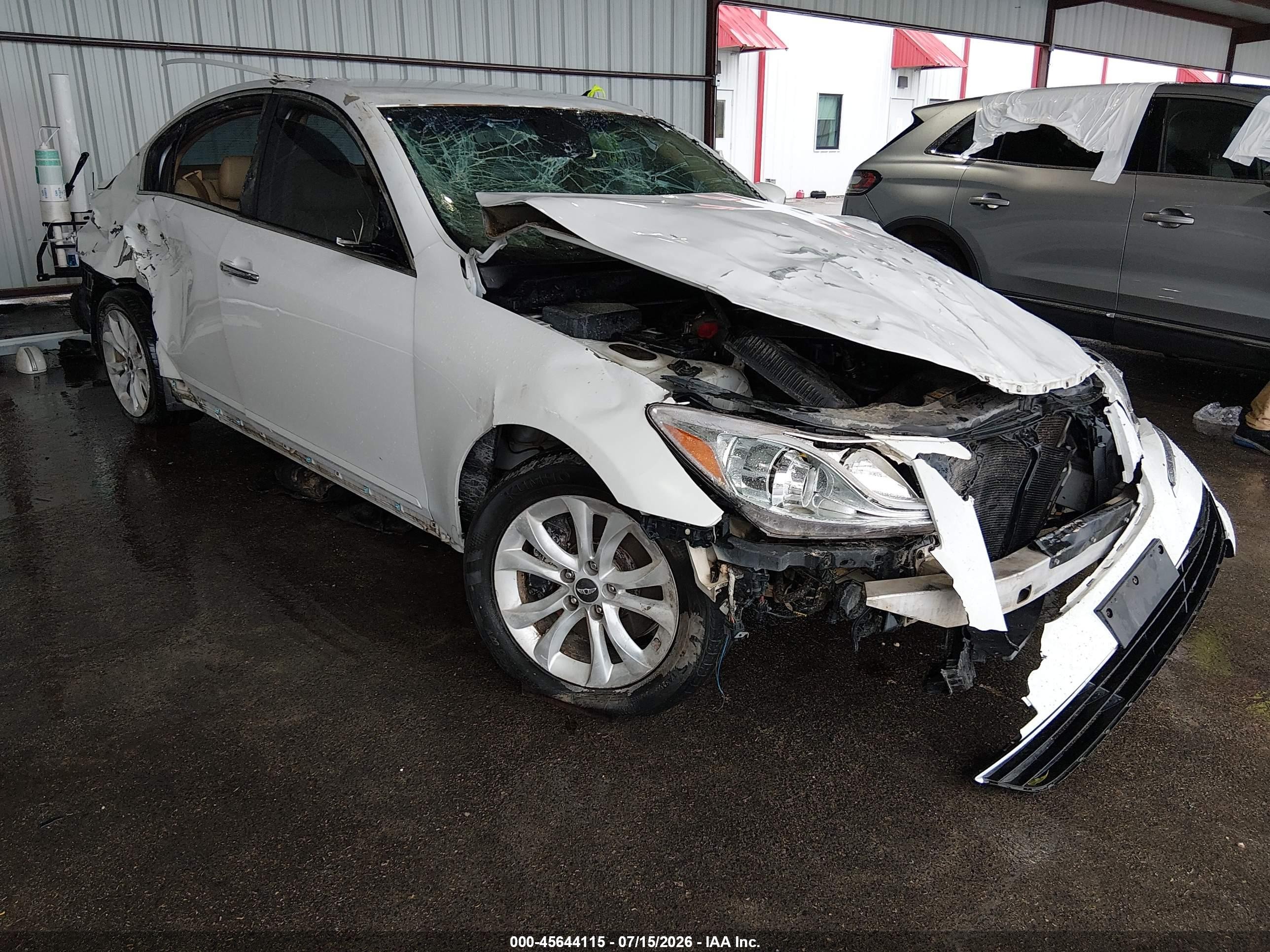2013 Hyundai Genesis 3.8 White vin: KMHGC4DD7DU243809