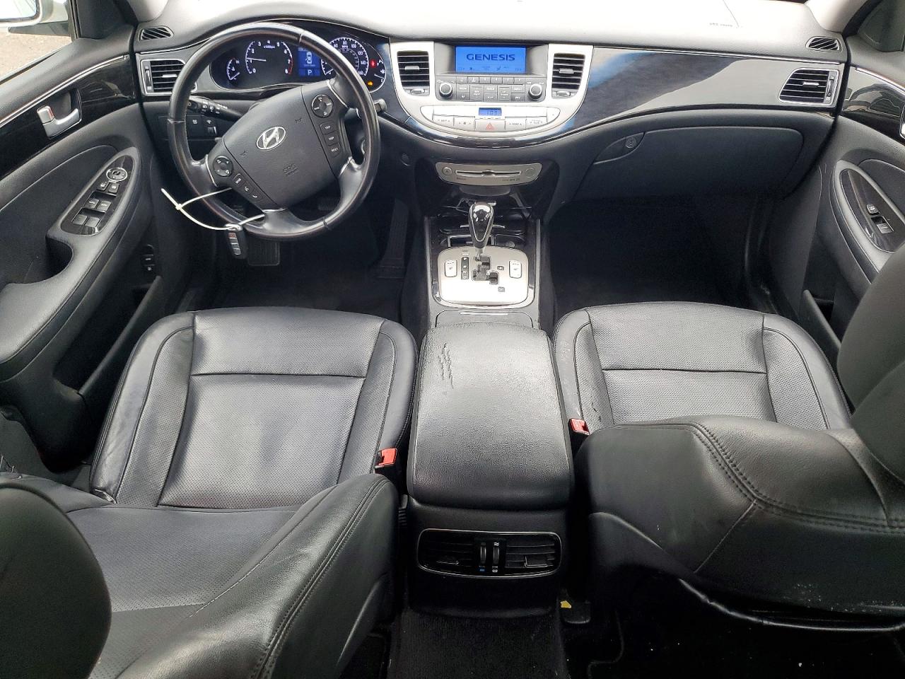 2013 Hyundai Genesis 3.8l Silver vin: KMHGC4DD7DU245091