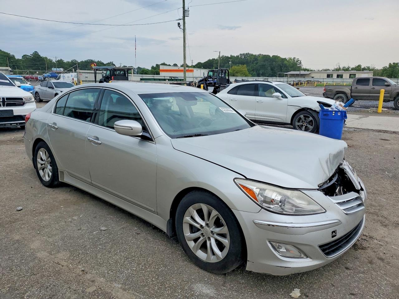 2013 Hyundai Genesis 3.8l Silver vin: KMHGC4DD7DU245091