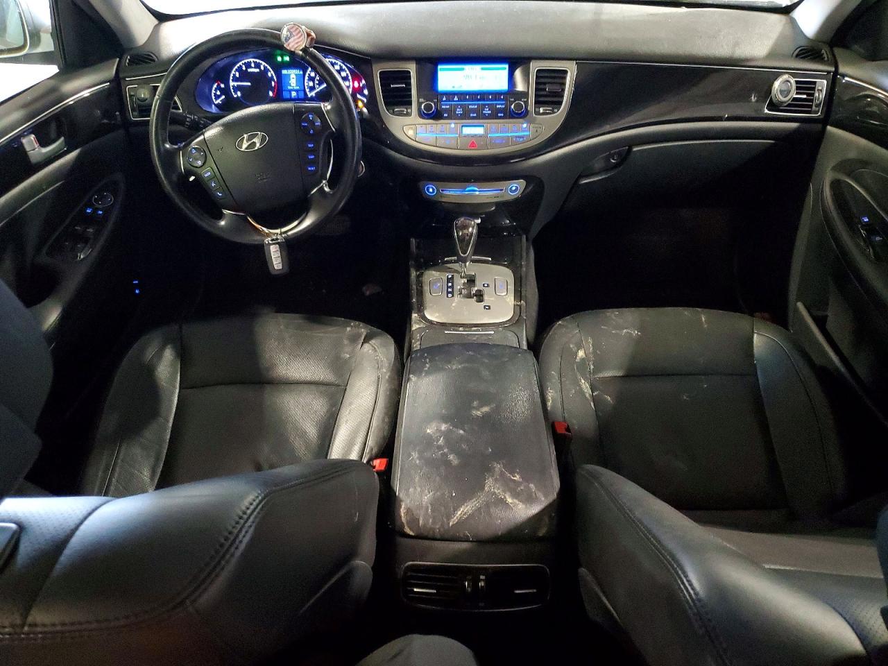 2013 Hyundai Genesis 3.8l Silver vin: KMHGC4DD7DU248136