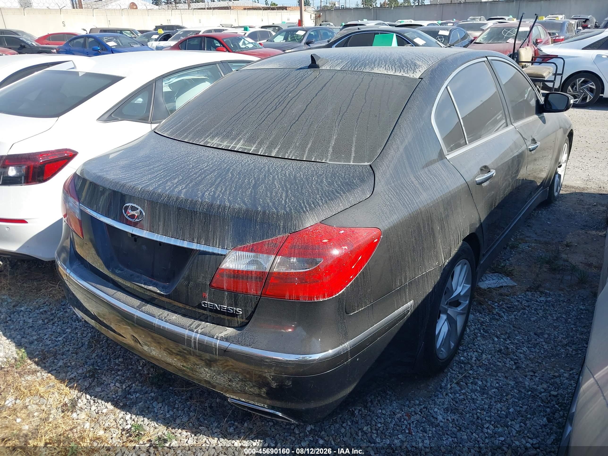 2014 Hyundai Genesis 3.8 Black vin: KMHGC4DD7EU263995
