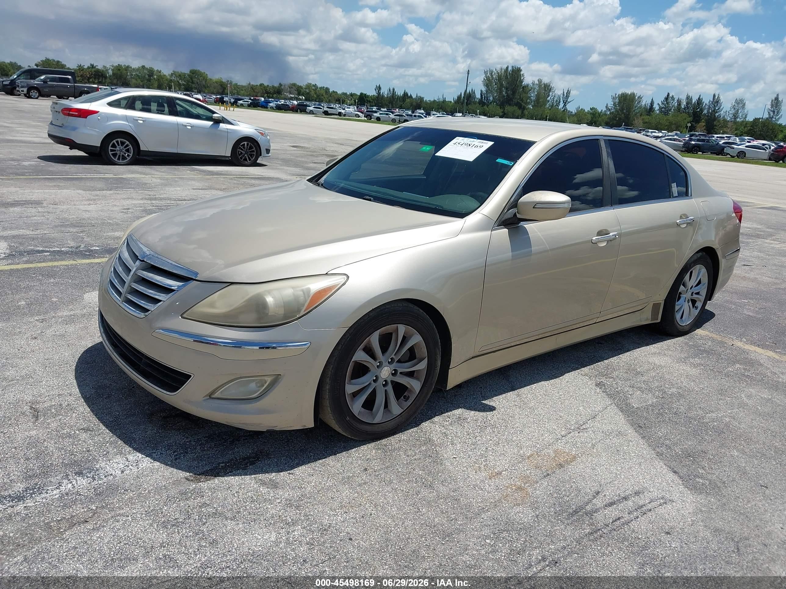 2012 Hyundai Genesis 3.8 Gold vin: KMHGC4DD8CU177298