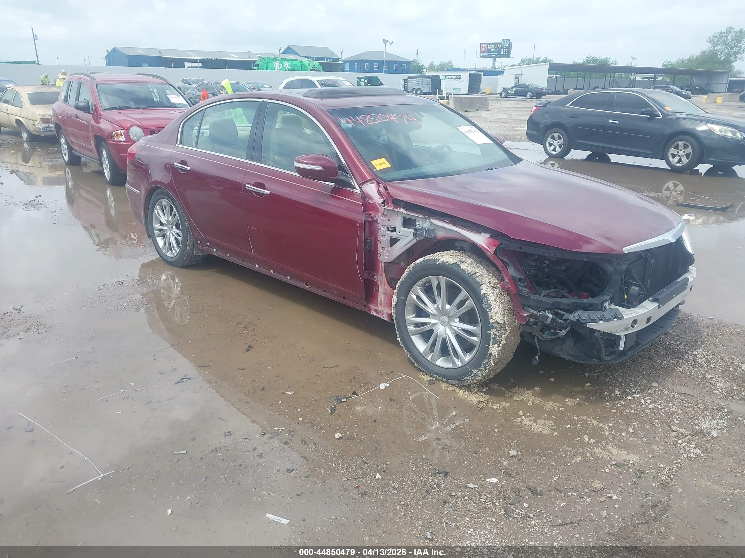 2012 Hyundai Genesis 3.8 Red vin: KMHGC4DD8CU194828