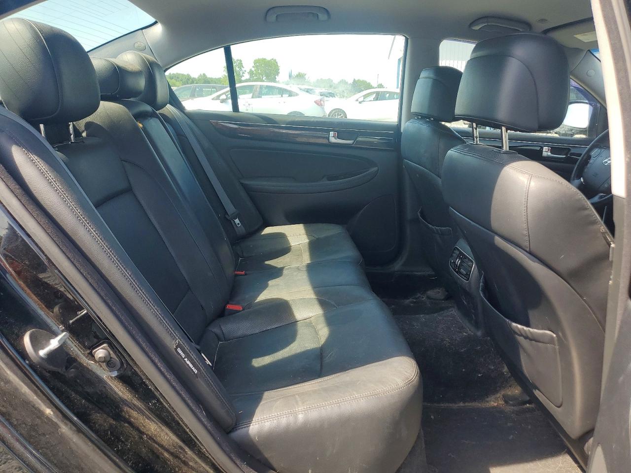 2012 Hyundai Genesis 3.8l Black vin: KMHGC4DD8CU196420