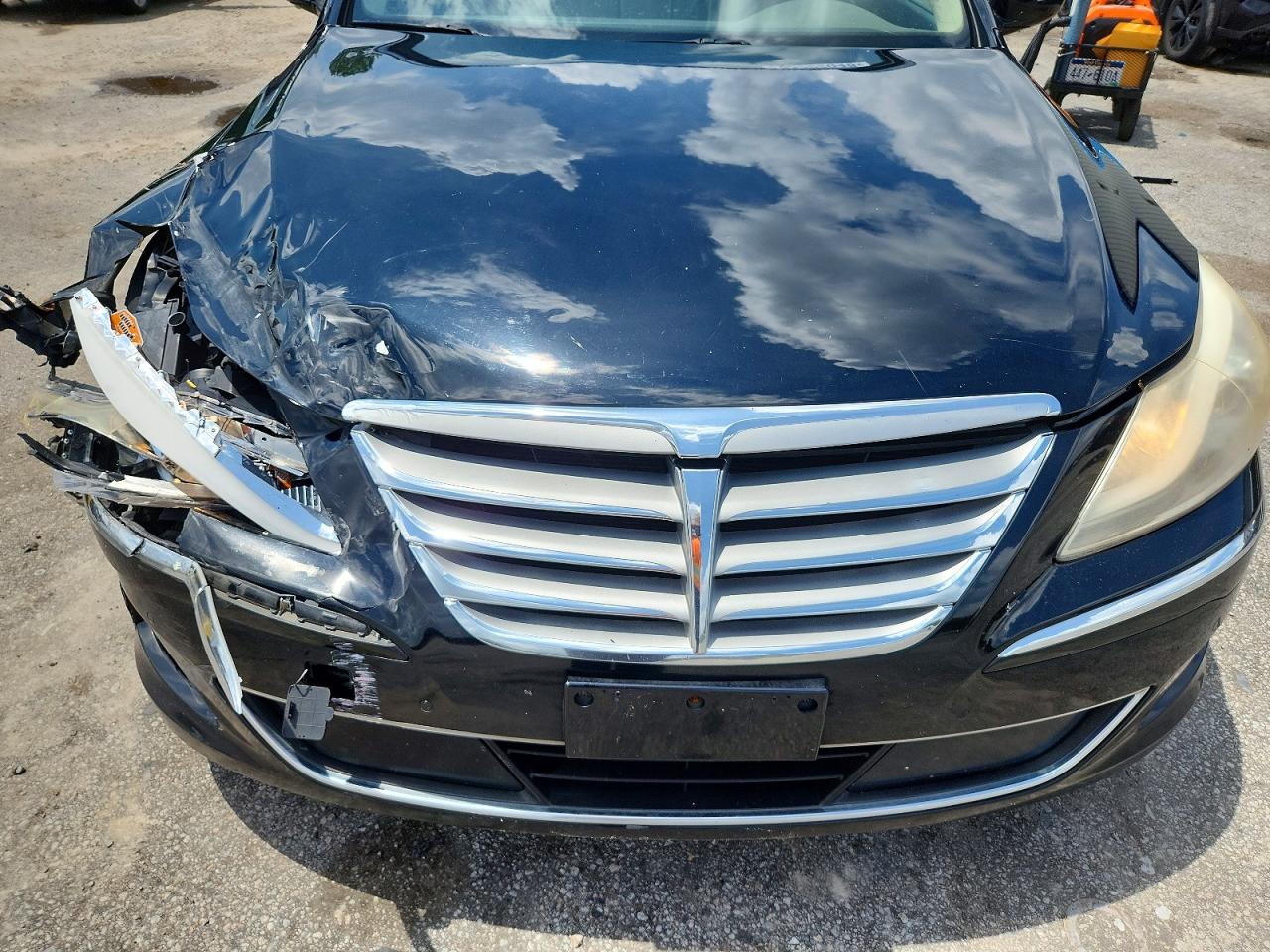 2012 Hyundai Genesis 3.8l Black vin: KMHGC4DD8CU202345