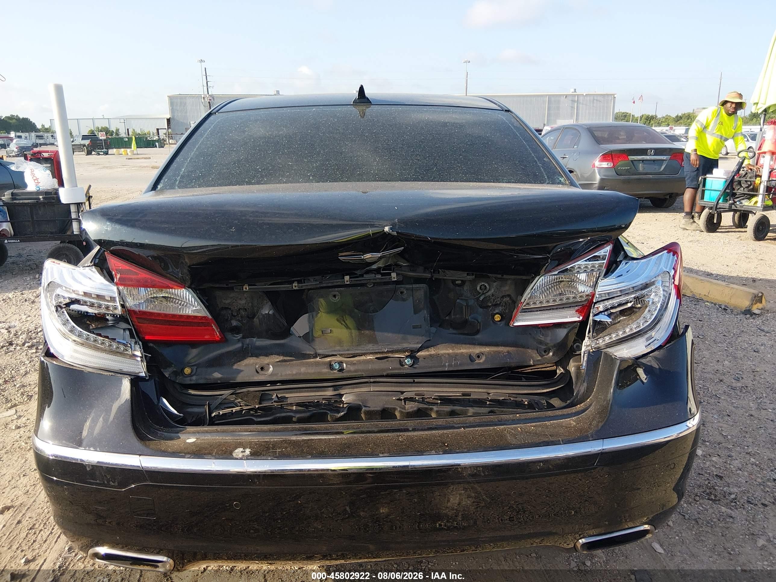 2012 Hyundai Genesis 3.8 Black vin: KMHGC4DD8CU208176