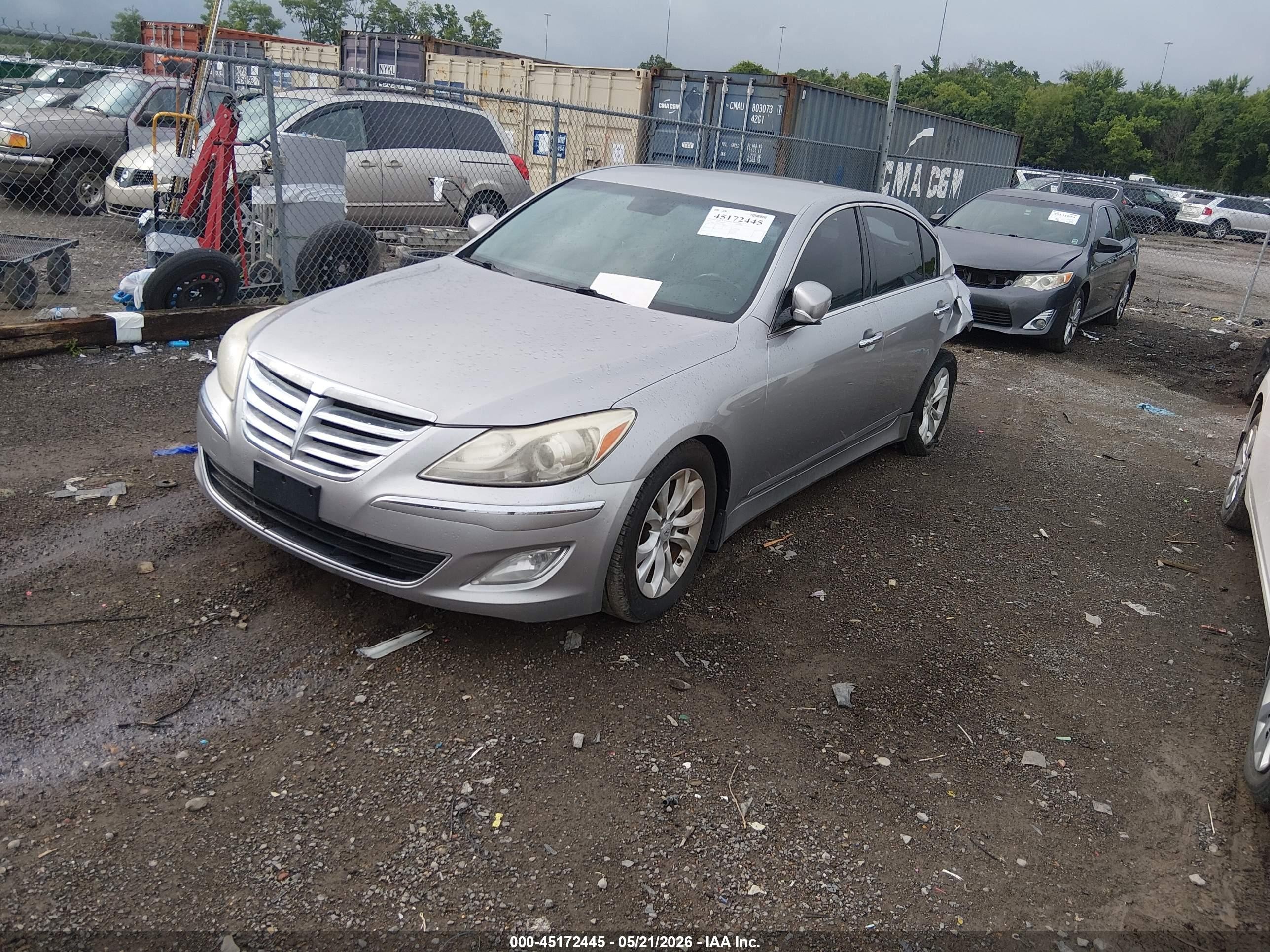 2013 Hyundai Genesis 3.8 Silver vin: KMHGC4DD8DU228977