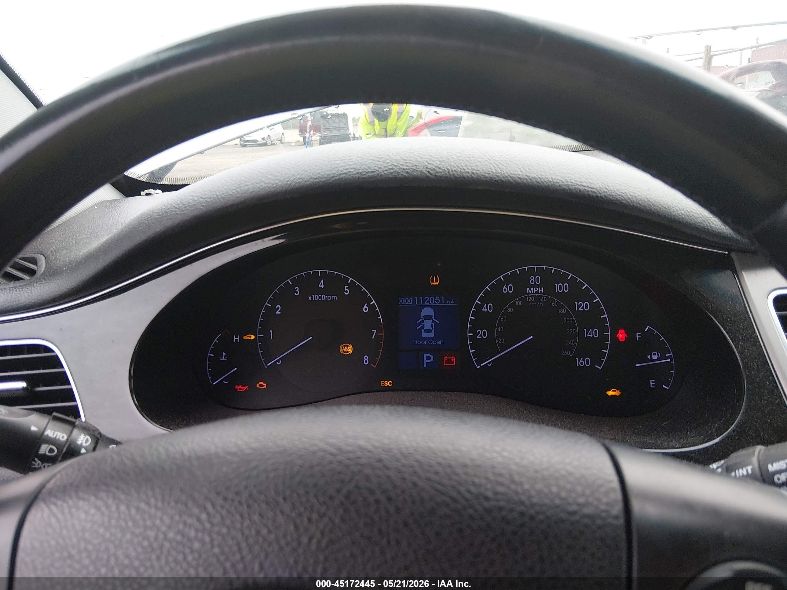 2013 Hyundai Genesis 3.8 Silver vin: KMHGC4DD8DU228977