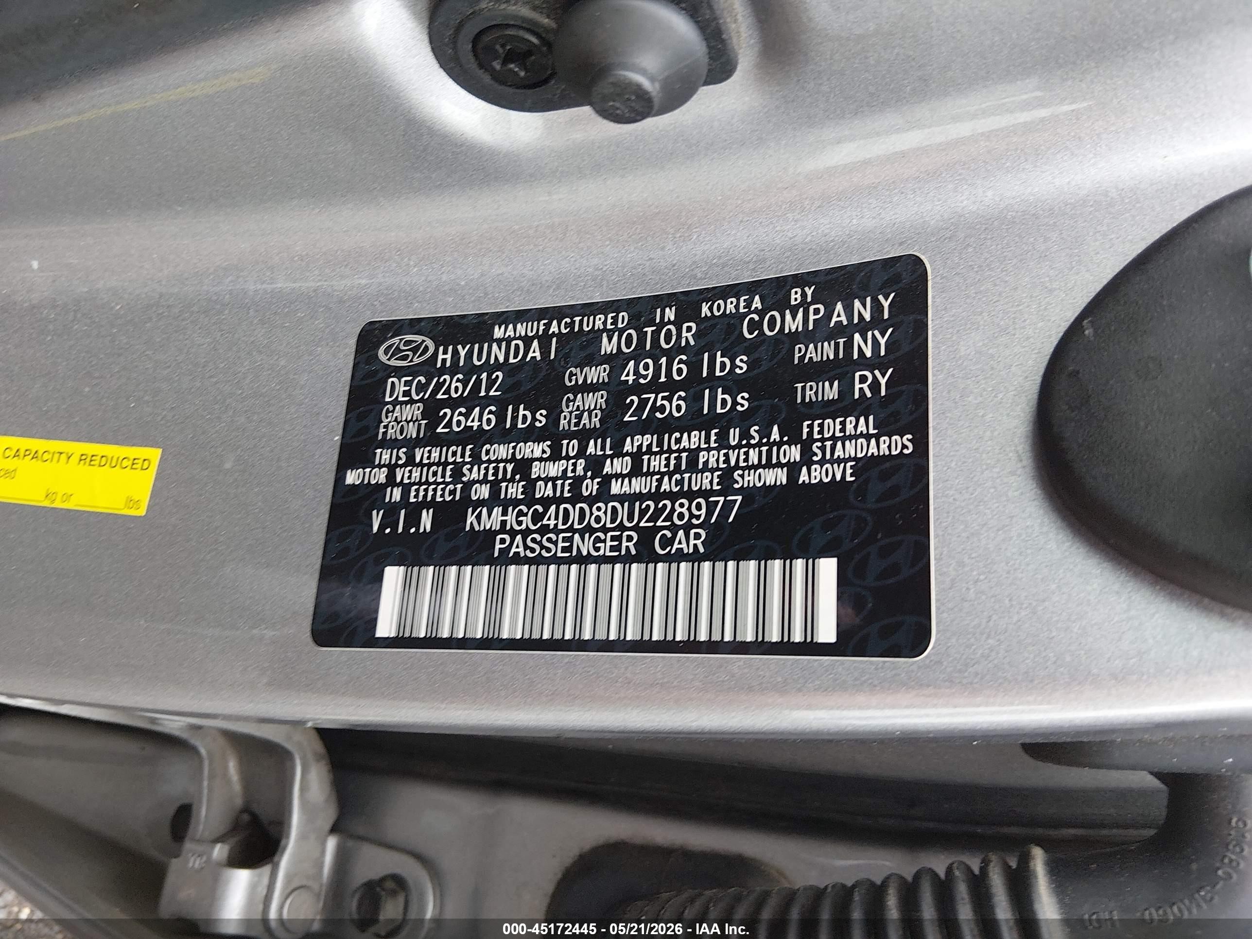 2013 Hyundai Genesis 3.8 Silver vin: KMHGC4DD8DU228977