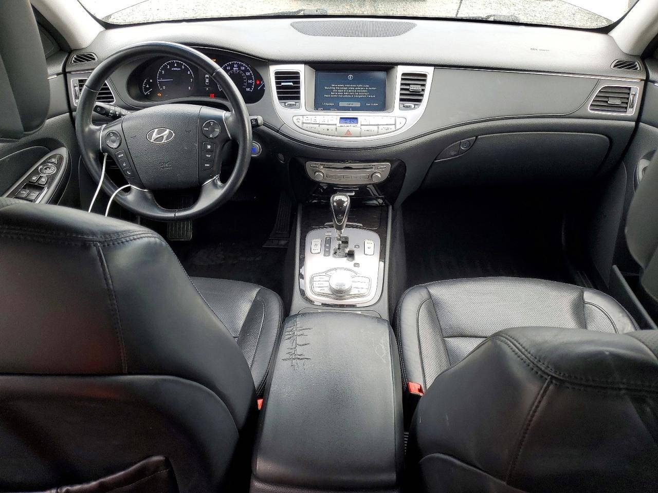2013 Hyundai Genesis 3.8l Silver vin: KMHGC4DD8DU240868