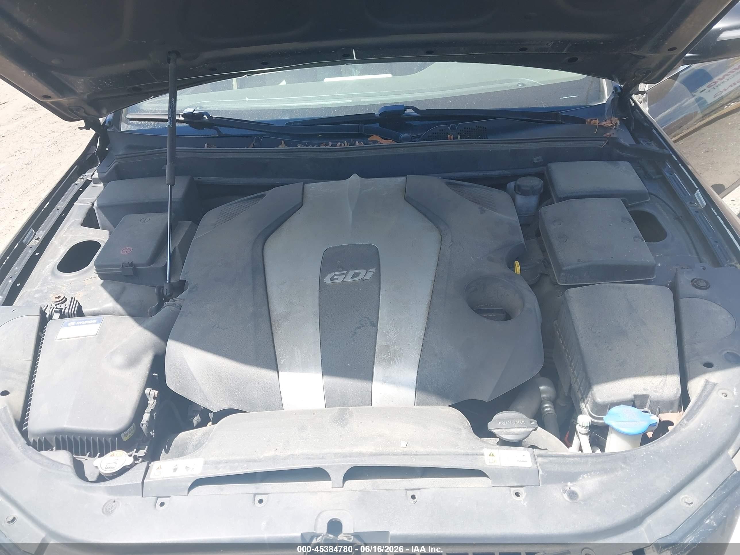 2013 Hyundai Genesis 3.8 Black vin: KMHGC4DD8DU244564
