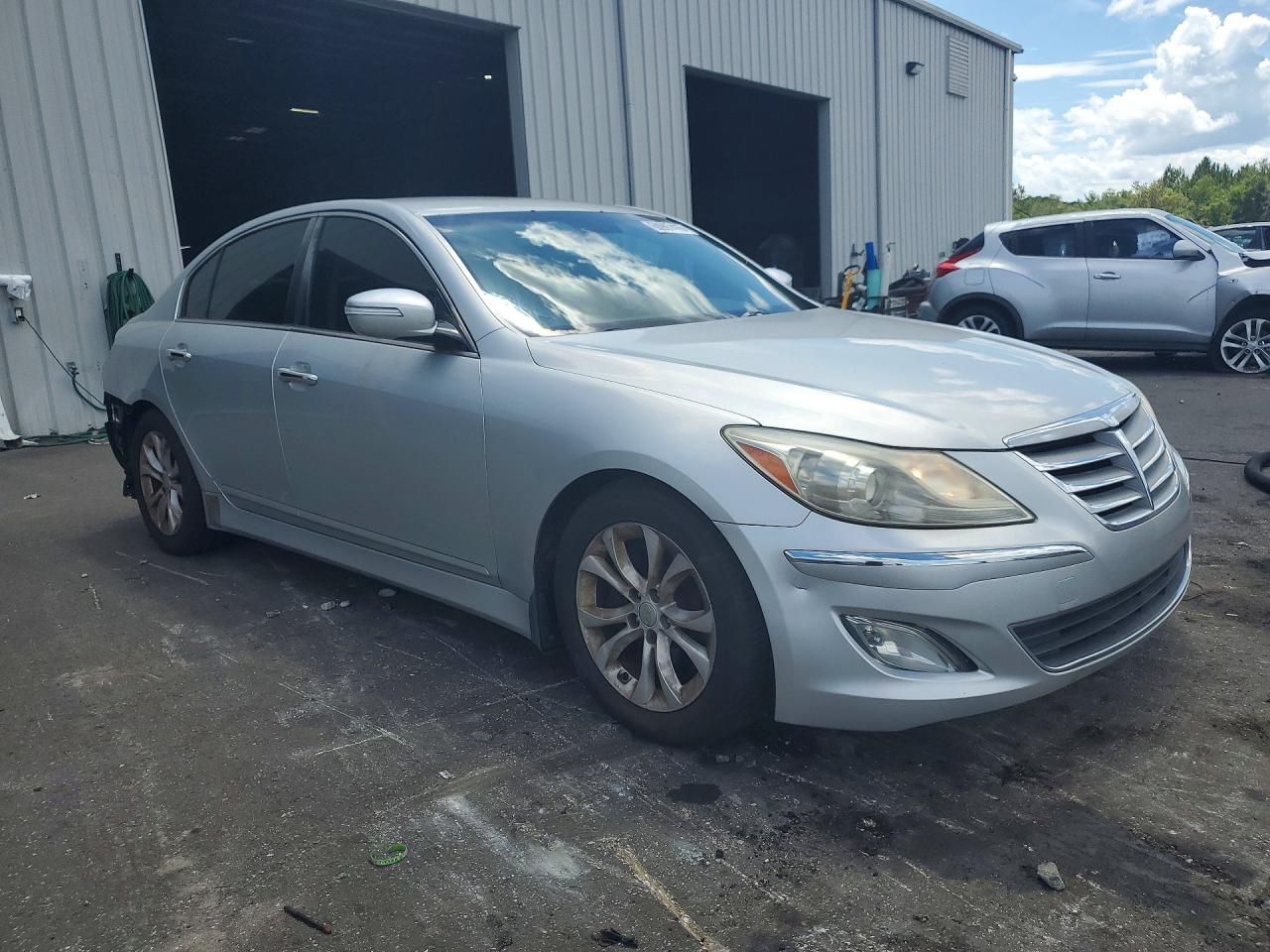2013 Hyundai Genesis 3.8l Silver vin: KMHGC4DD8DU248050