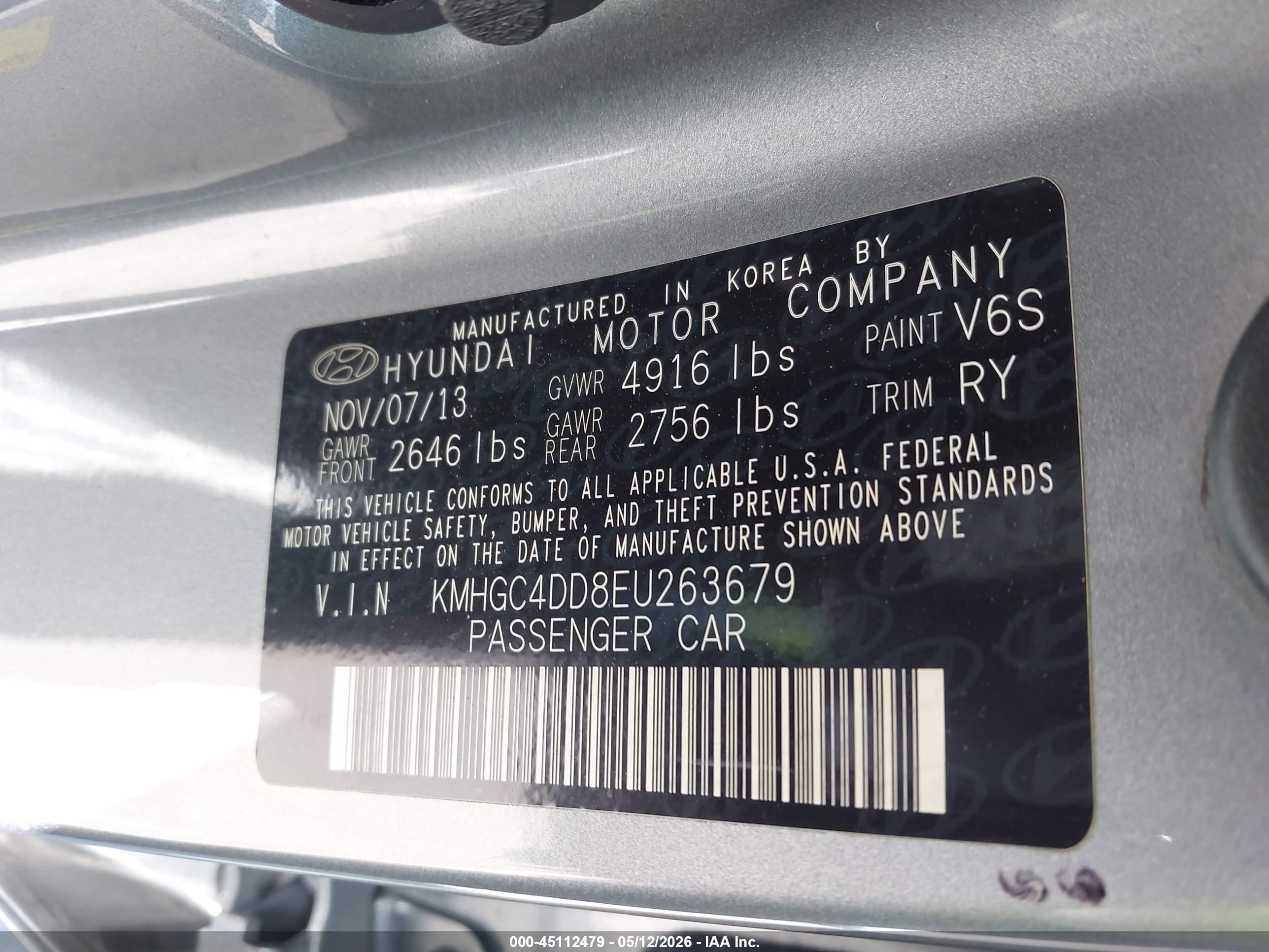 2014 Hyundai Genesis 3.8 Silver vin: KMHGC4DD8EU263679