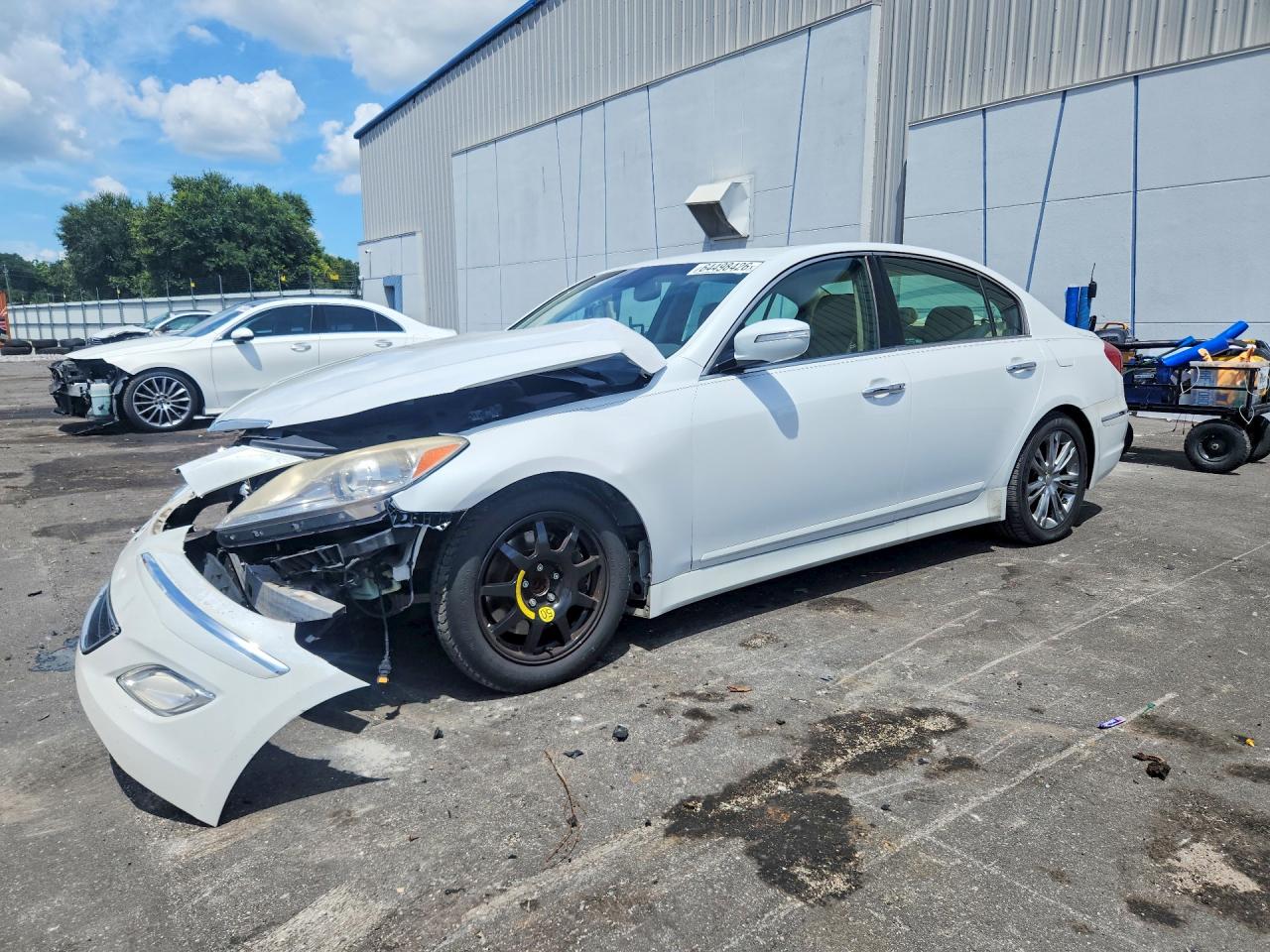 2012 Hyundai Genesis 3.8l White vin: KMHGC4DD9CU160414