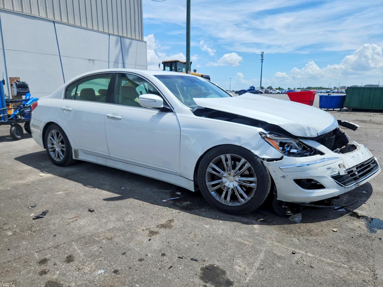 2012 Hyundai Genesis 3.8l White vin: KMHGC4DD9CU160414
