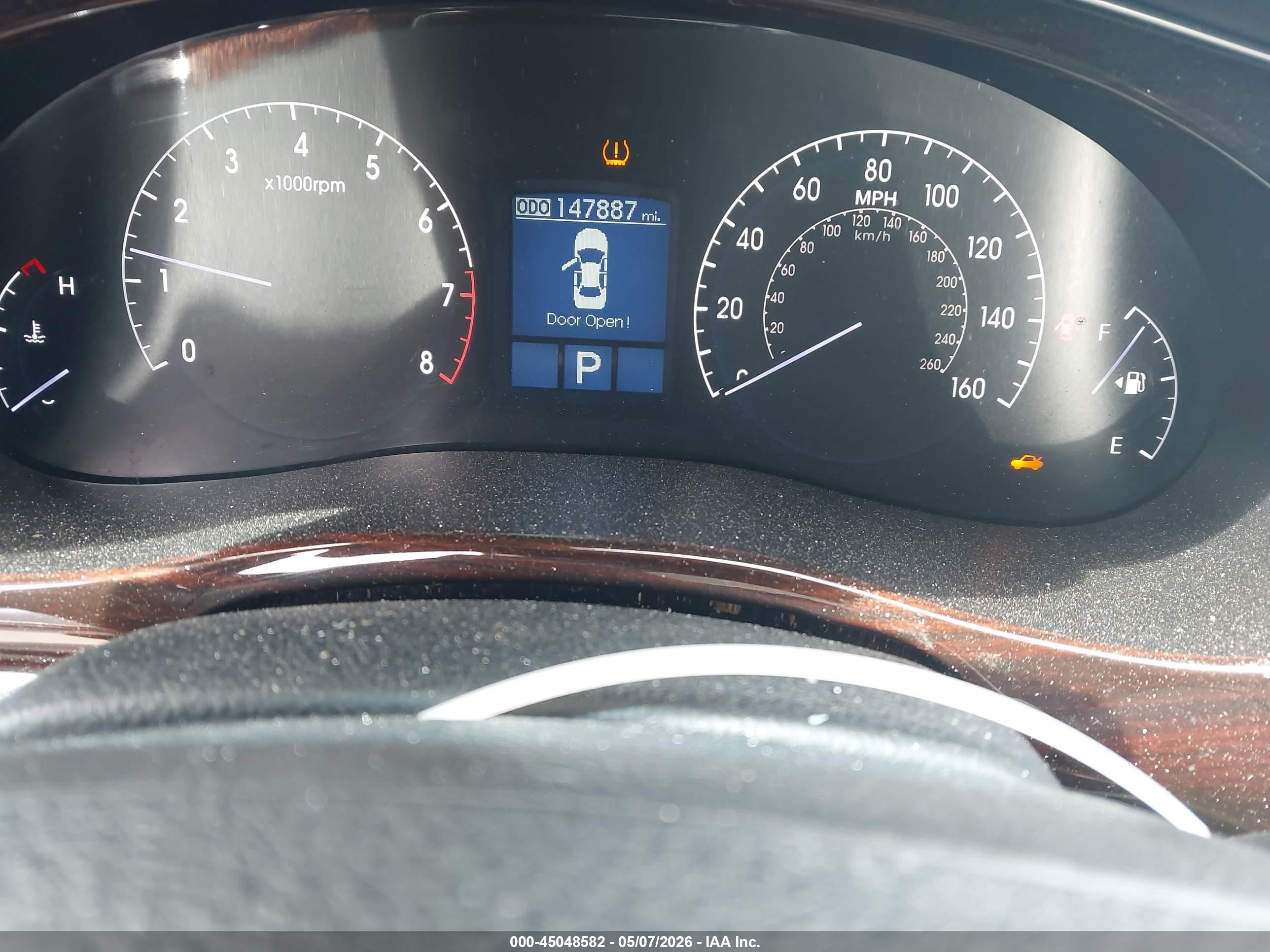 2012 Hyundai Genesis 3.8 Silver vin: KMHGC4DD9CU181540